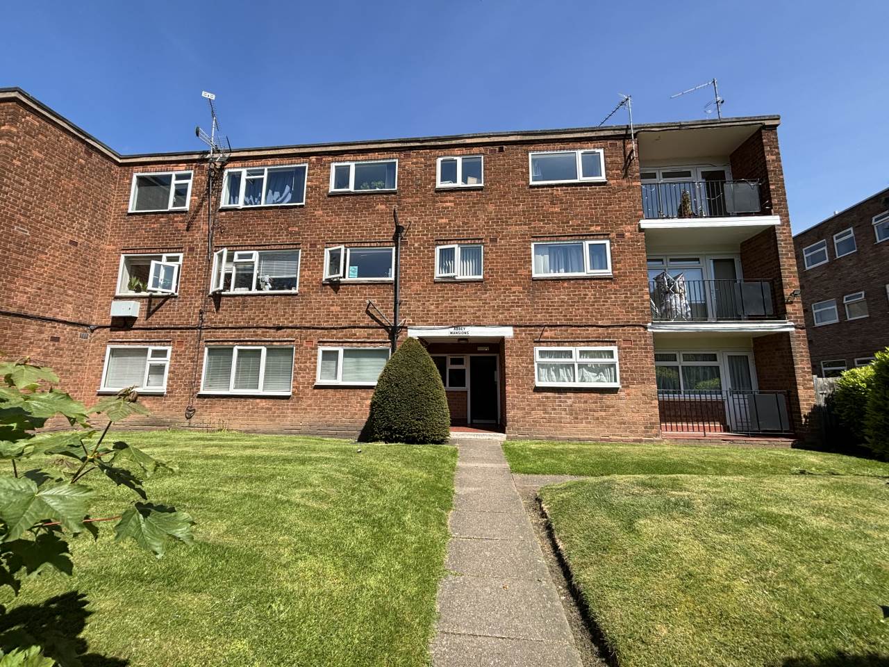 Ground floor one bedroom flat with additional box room/office
The property Comprises of a Lounge, kitchen with a range of floor and wall units and integrated oven and hob, shower room with large shower, toilet and sink, main double bedroom and a box room/study.
Council tax band A 1389.17 01/04/24-31/03/25
Deposit £800
APC endeavors to maintain accurate depictions of properties in photos, dimensions and descriptions, however, these are provided for guidance purposes only. Prospective tenants are advised to verify all information through personal inspection.