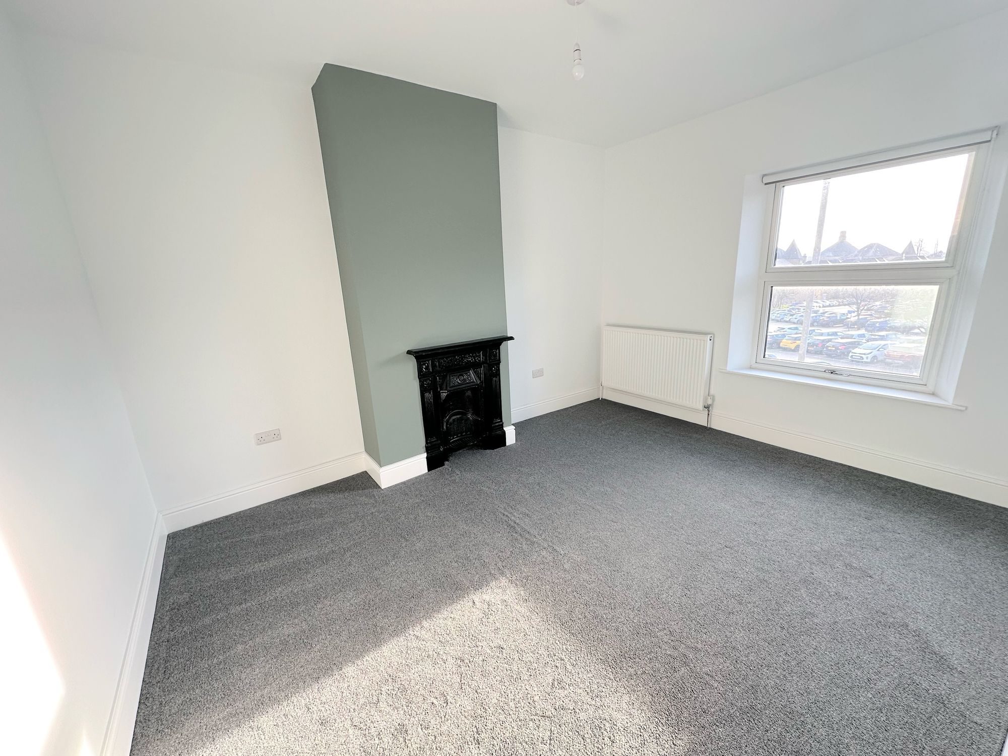 1 bed flat to rent in Dryclough Lane, Halifax 2
