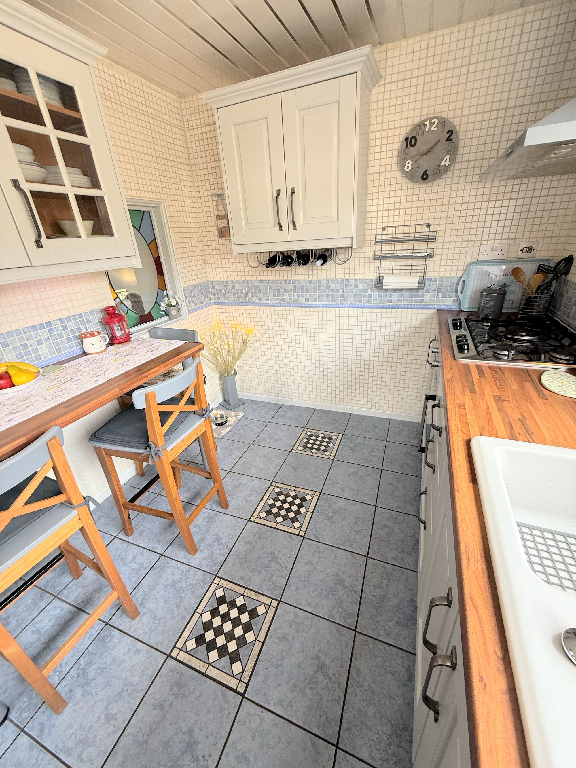 4 bed end of terrace house for sale in Moor Bottom Road, Halifax  - Property Image 17