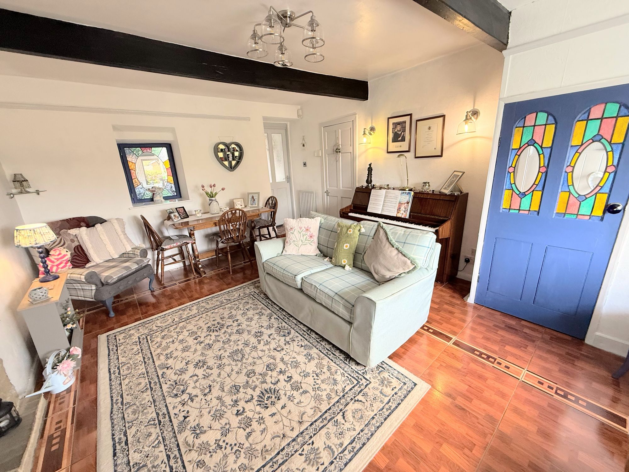 4 bed end of terrace house for sale in Moor Bottom Road, Halifax  - Property Image 2