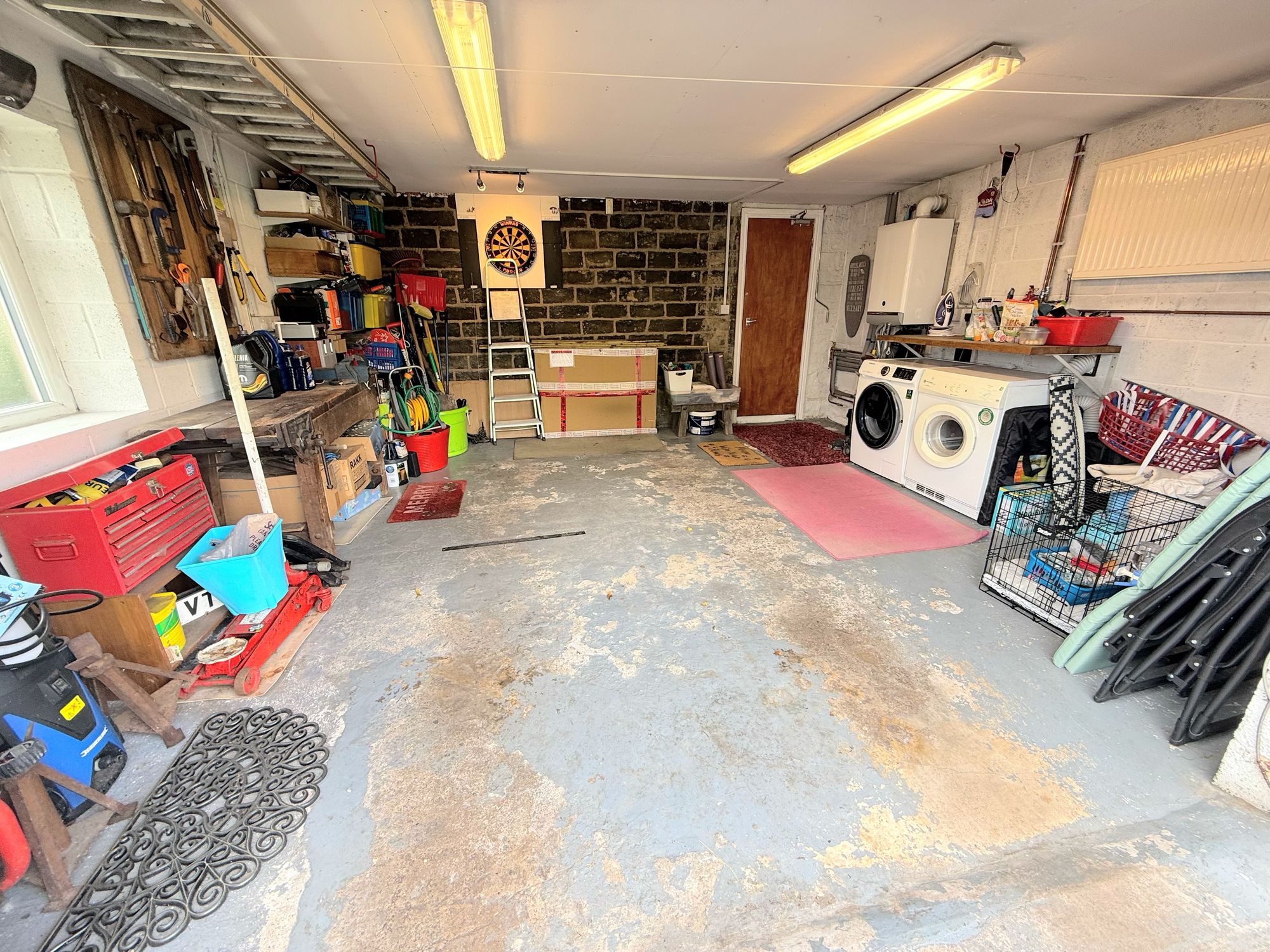 4 bed end of terrace house for sale in Moor Bottom Road, Halifax  - Property Image 39