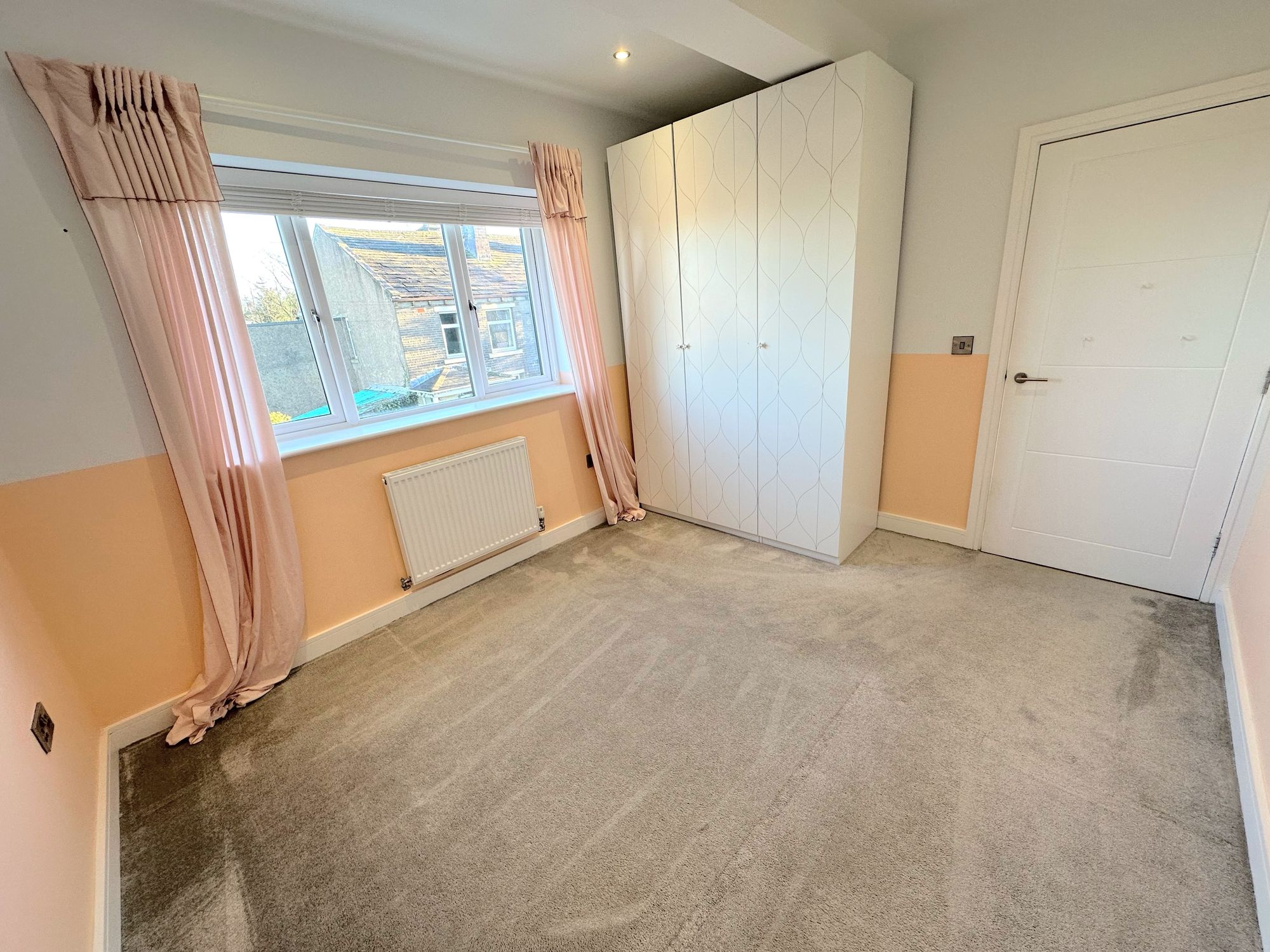 4 bed semi-detached house to rent in Broomfield, Bradford  - Property Image 19