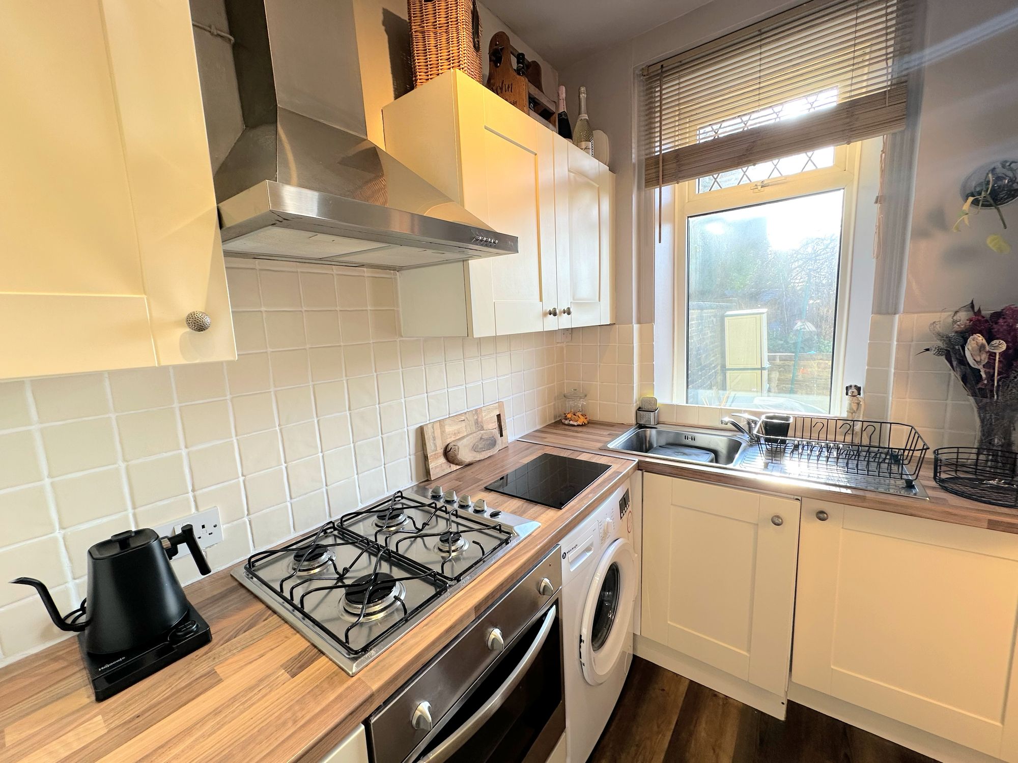 2 bed mid-terraced house for sale in Kimberley Place, Halifax  - Property Image 15