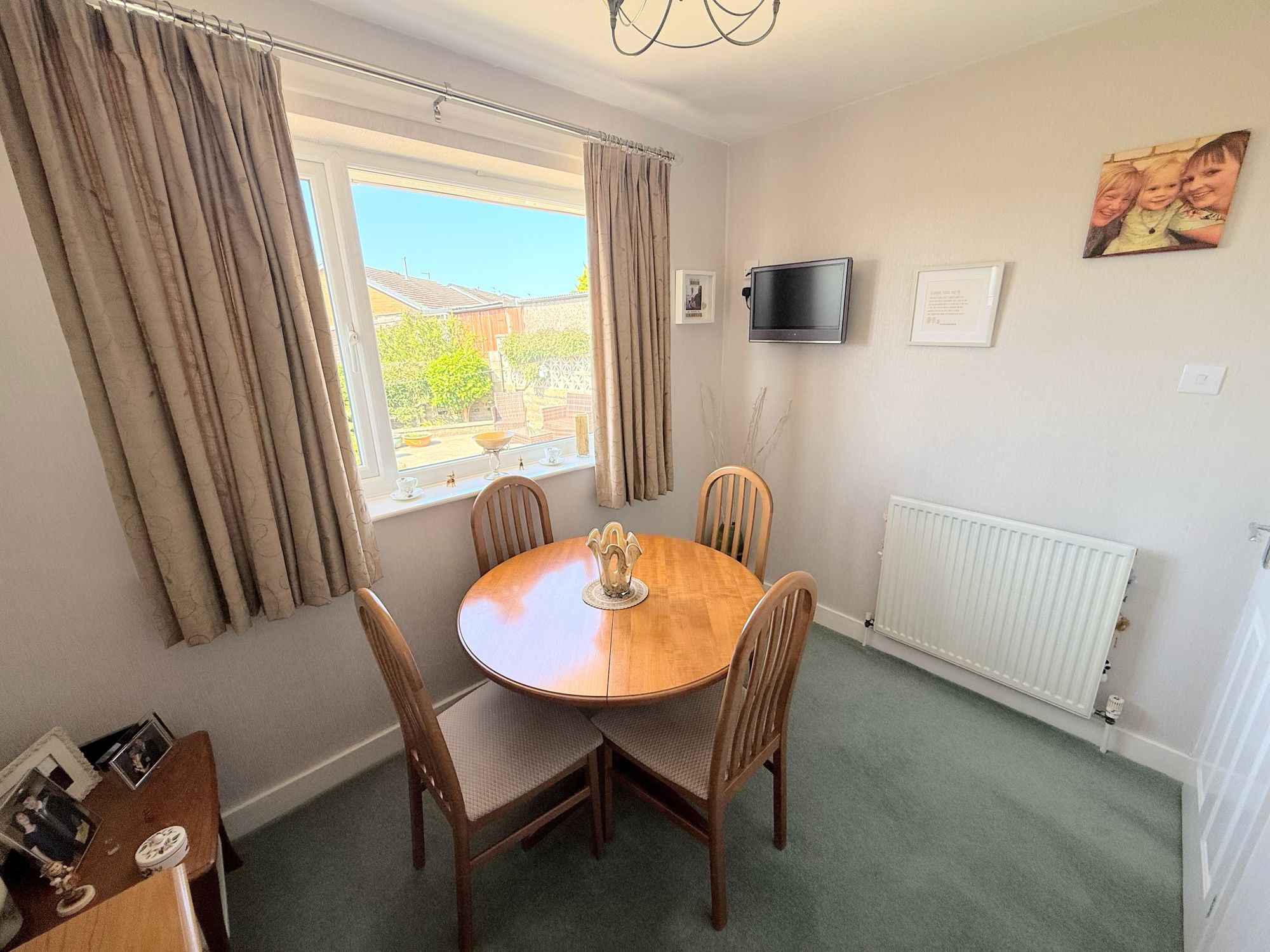 2 bed semi-detached bungalow for sale in Belgrave Gardens, Halifax  - Property Image 21