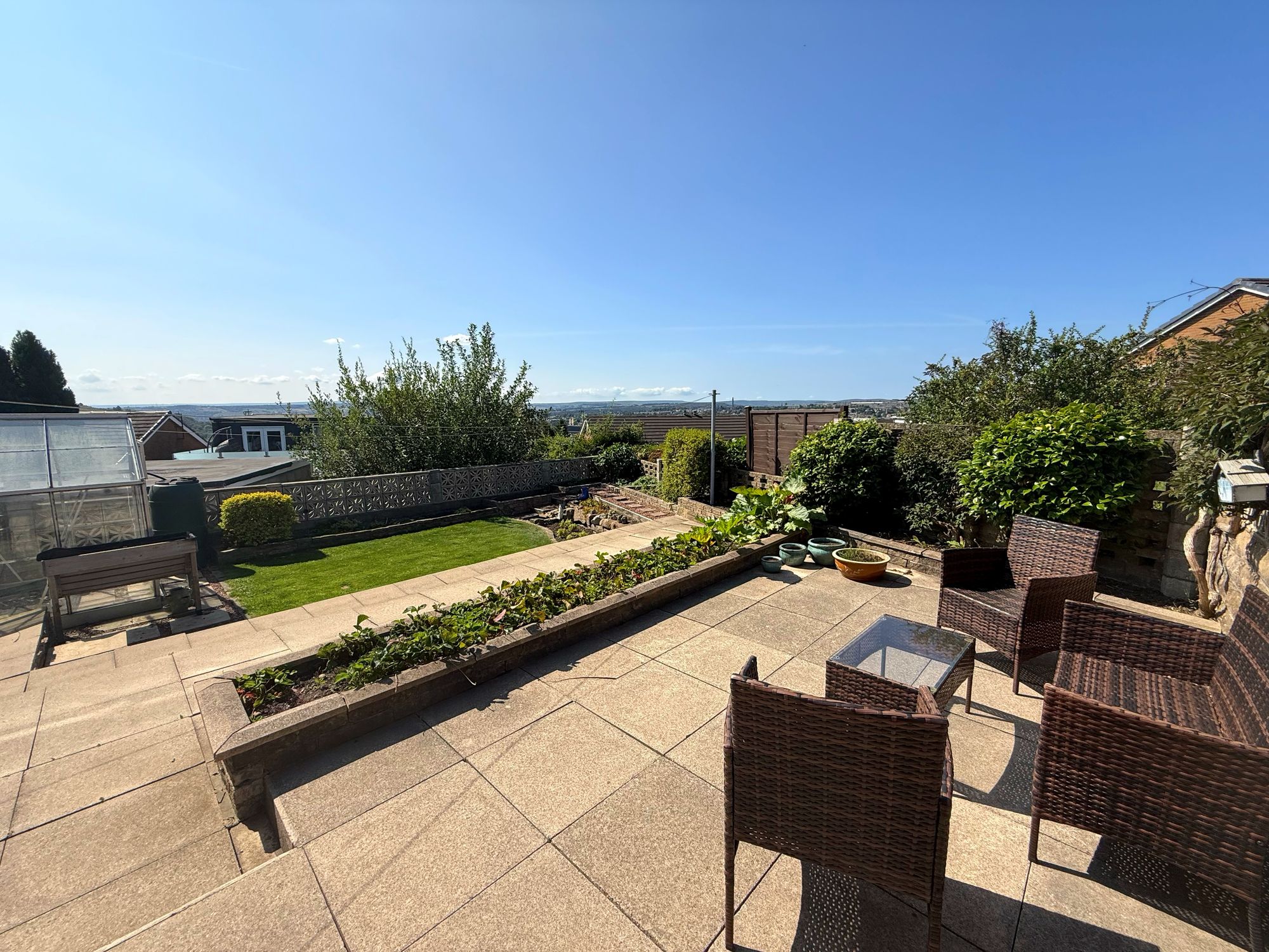 2 bed semi-detached bungalow for sale in Belgrave Gardens, Halifax  - Property Image 27