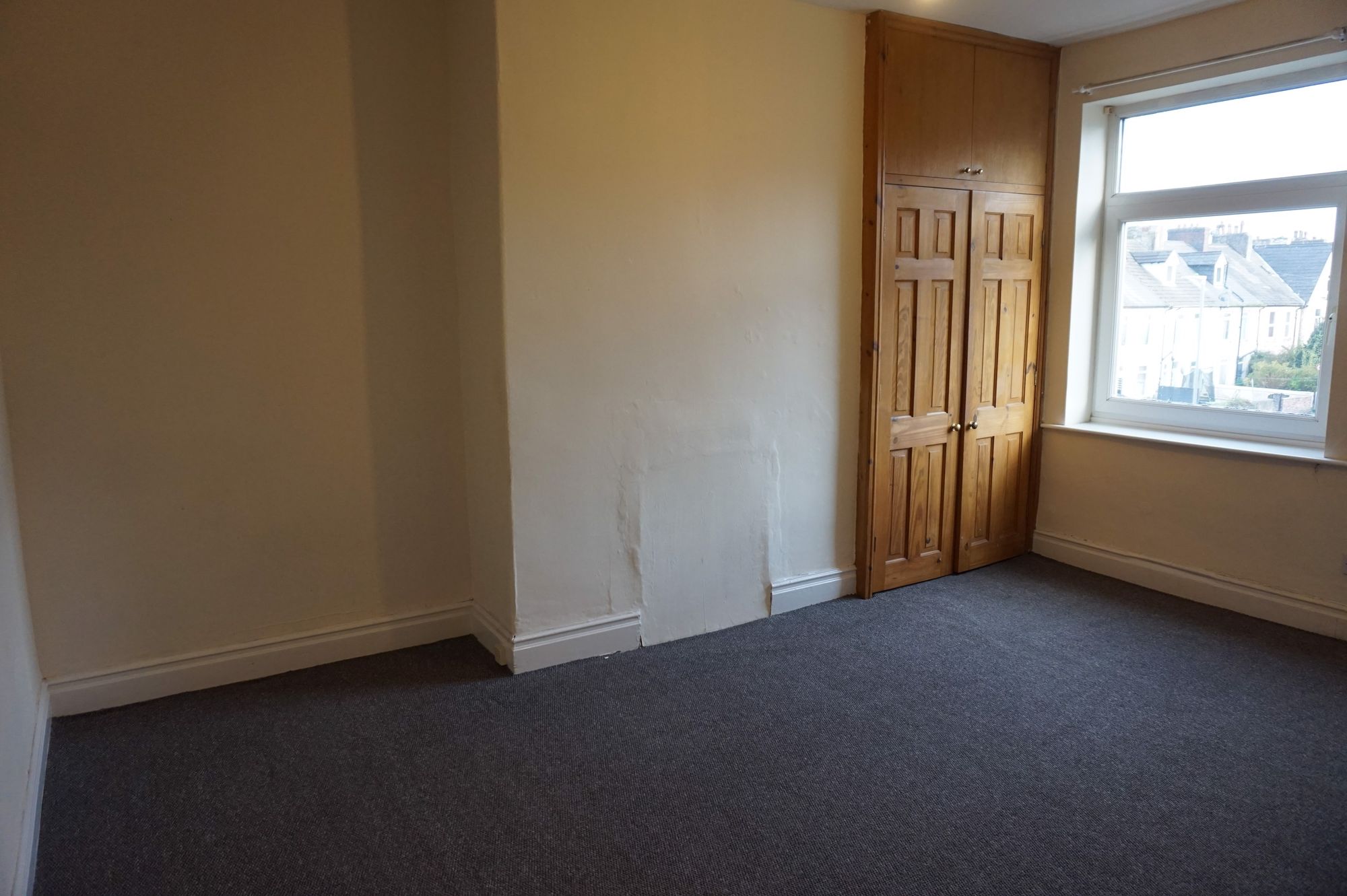 2 bed mid-terraced house for sale in East Park Road, Halifax  - Property Image 4