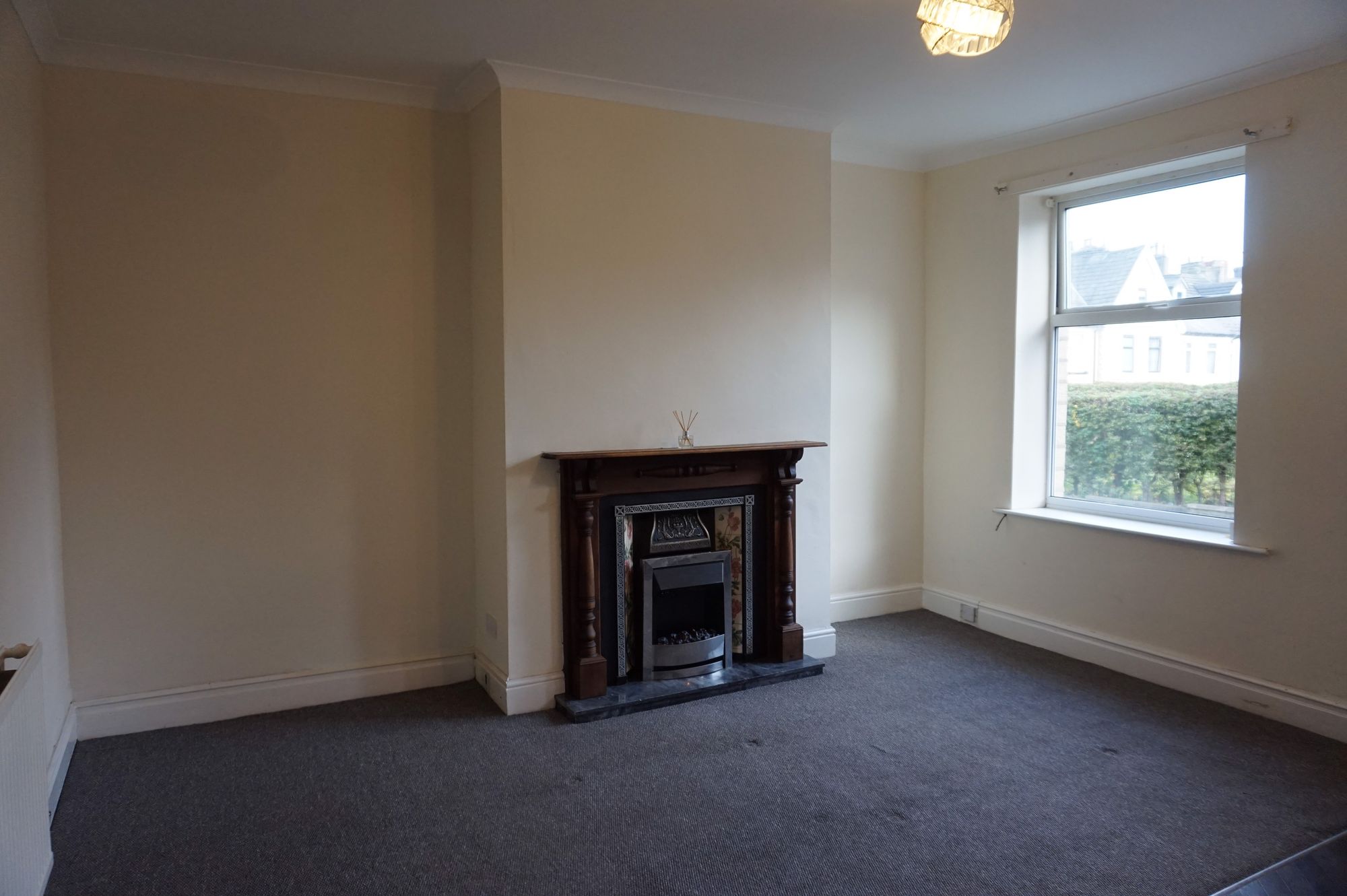 2 bed mid-terraced house for sale in East Park Road, Halifax  - Property Image 2