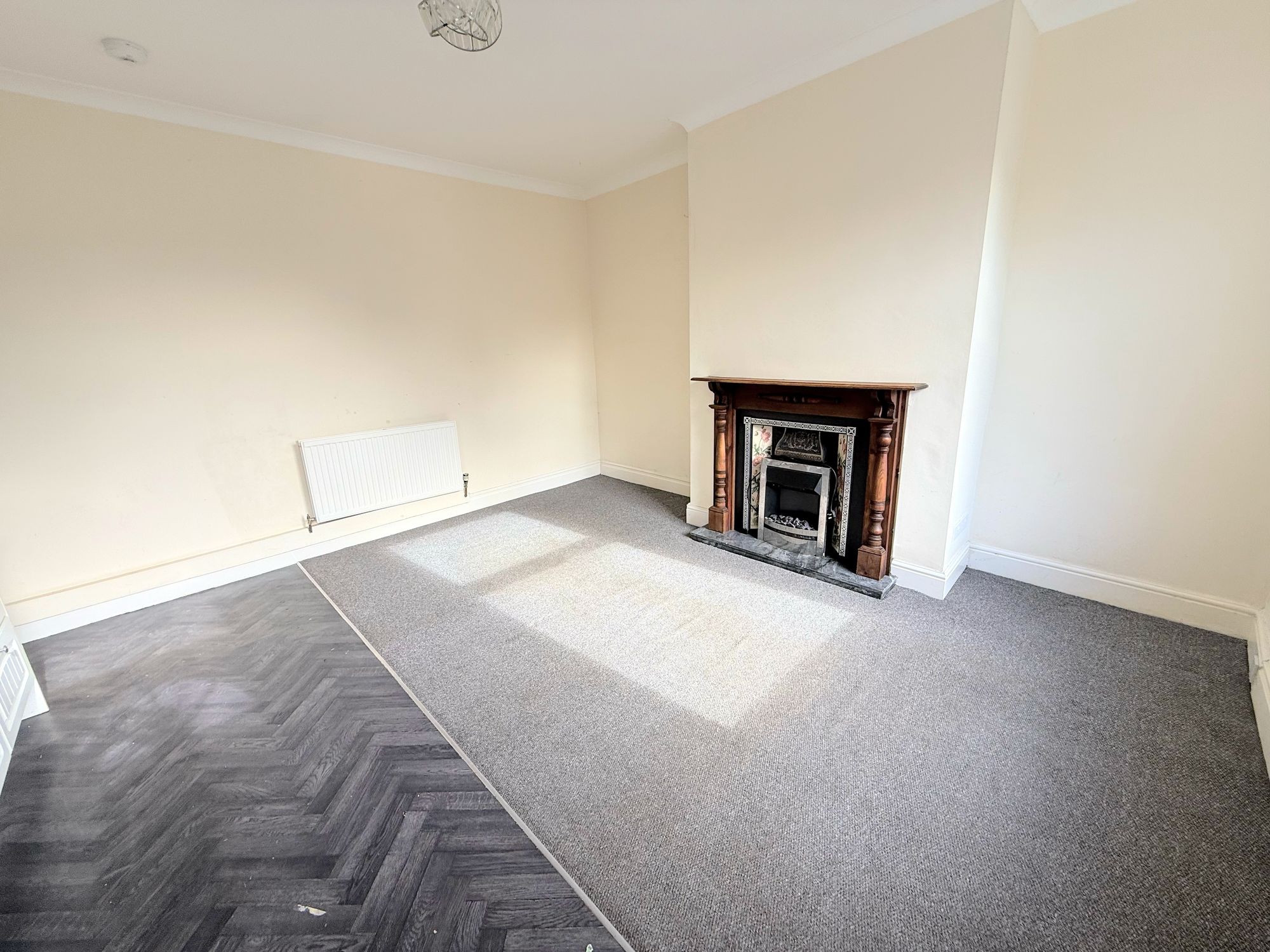 2 bed mid-terraced house for sale in East Park Road, Halifax  - Property Image 2