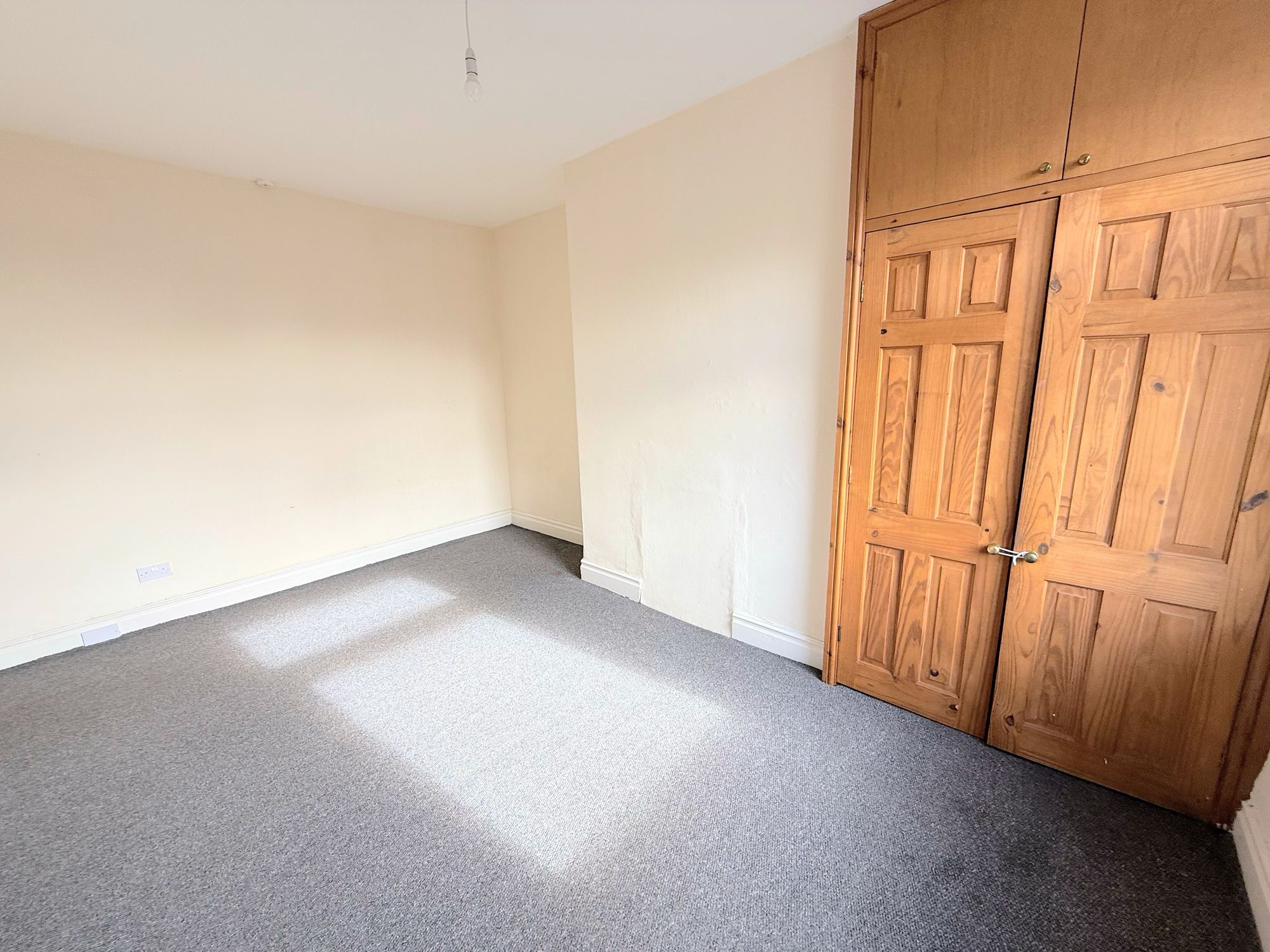 2 bed mid-terraced house for sale in East Park Road, Halifax  - Property Image 7