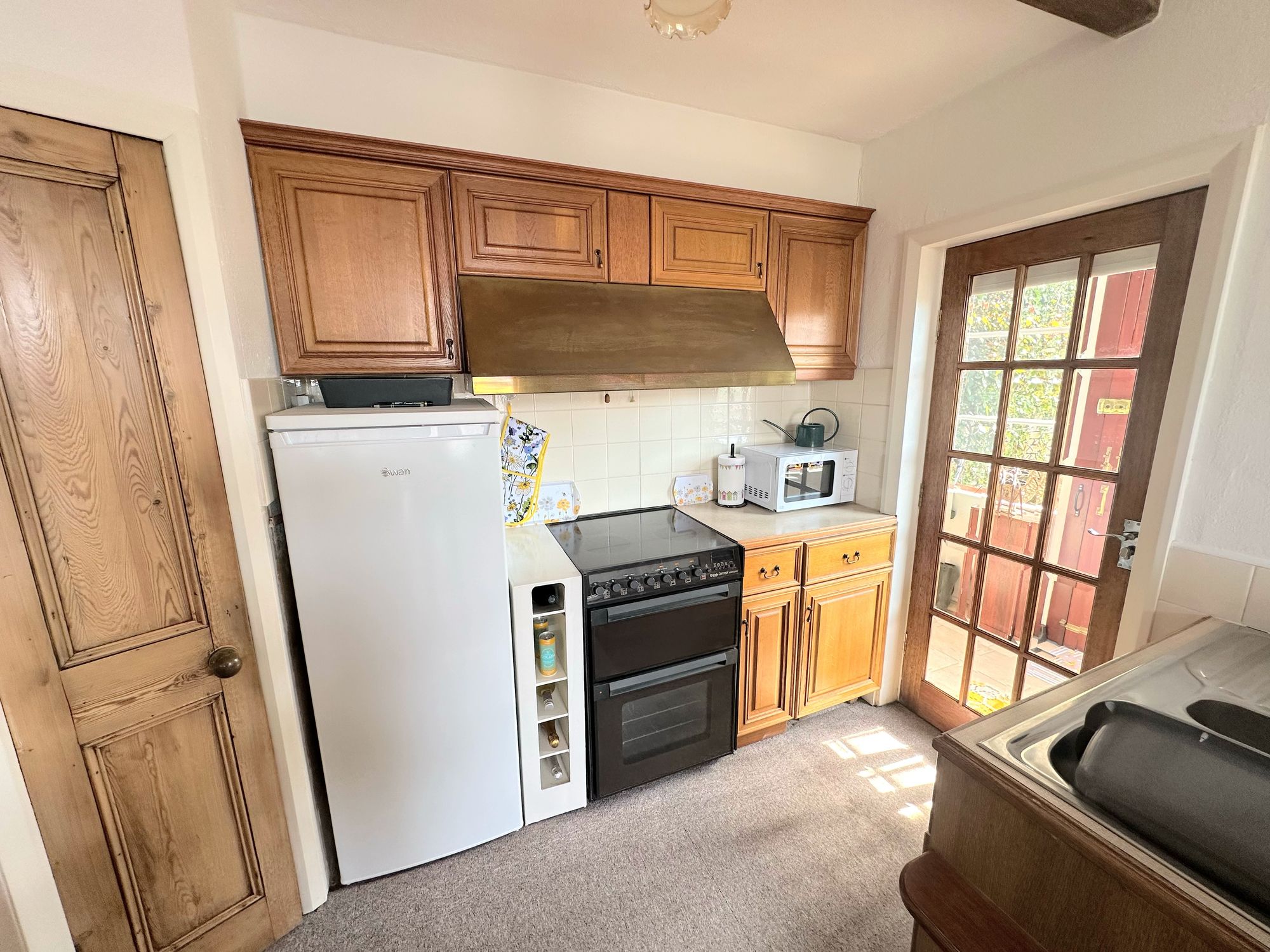 3 bed detached house for sale in Plane Tree Nest Lane, Halifax  - Property Image 10