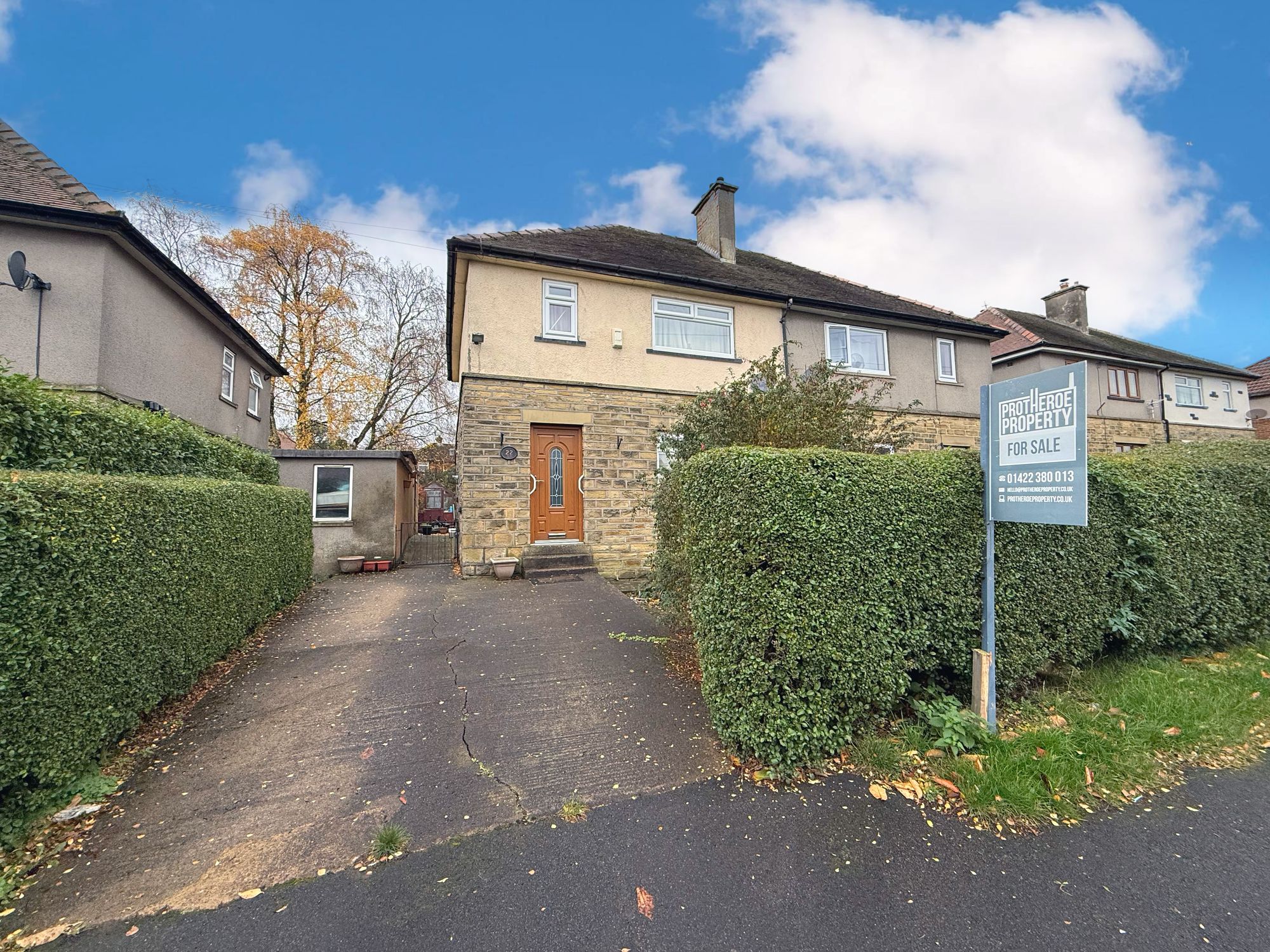 3 bed semi-detached house for sale in Freeman Road, Halifax - Property Image 1