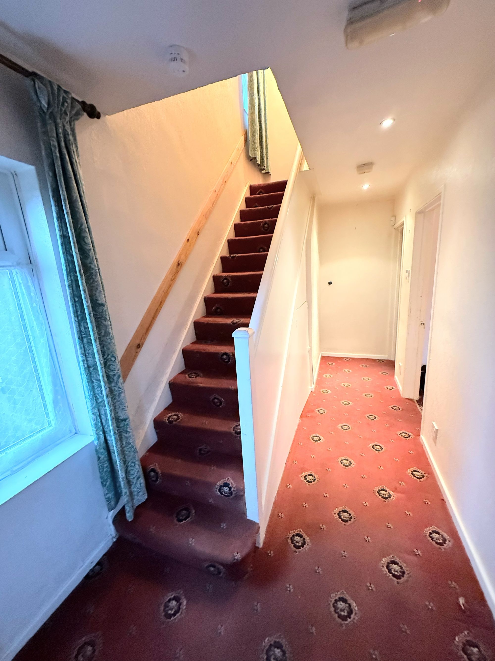 3 bed semi-detached house for sale in Freeman Road, Halifax  - Property Image 6