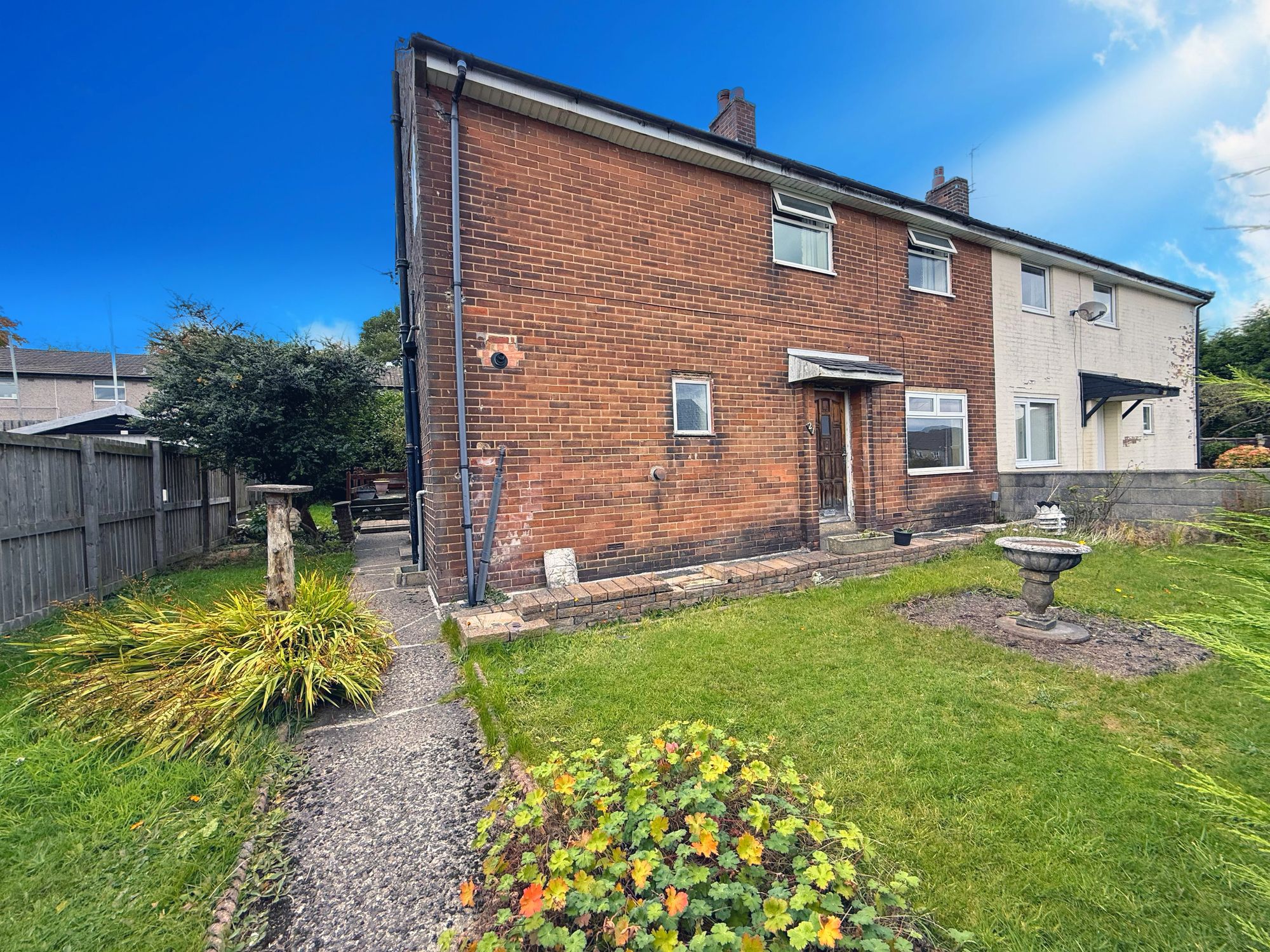 3 bed semi-detached house for sale in Alder Grove, Halifax  - Property Image 1