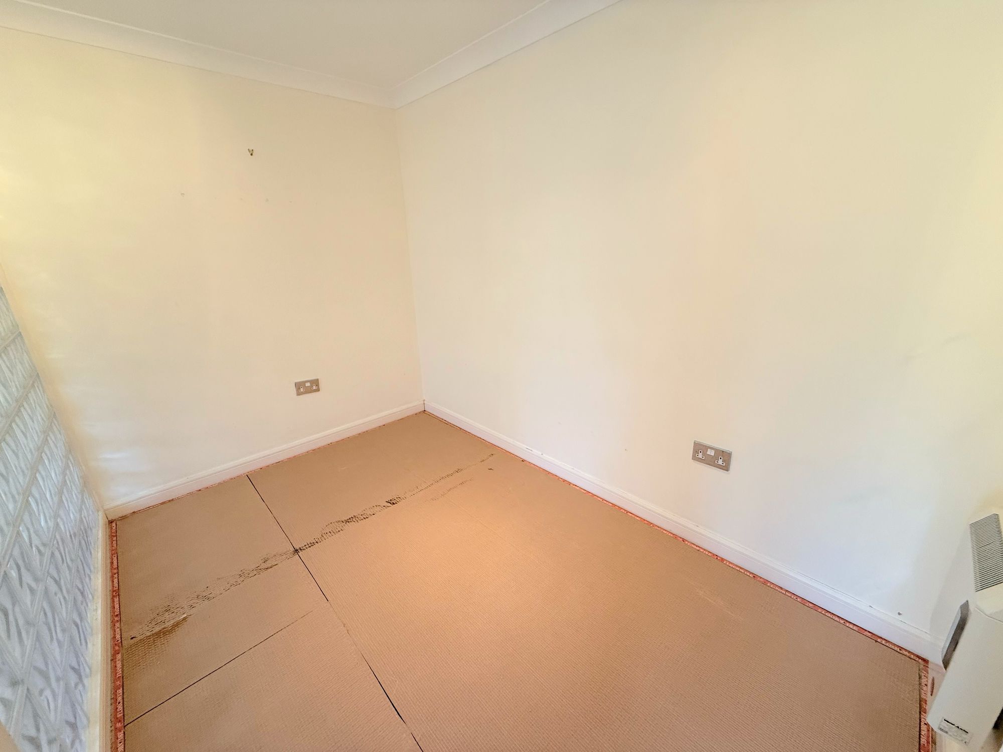1 bed apartment for sale in Skircoat Green Road, Halifax 22