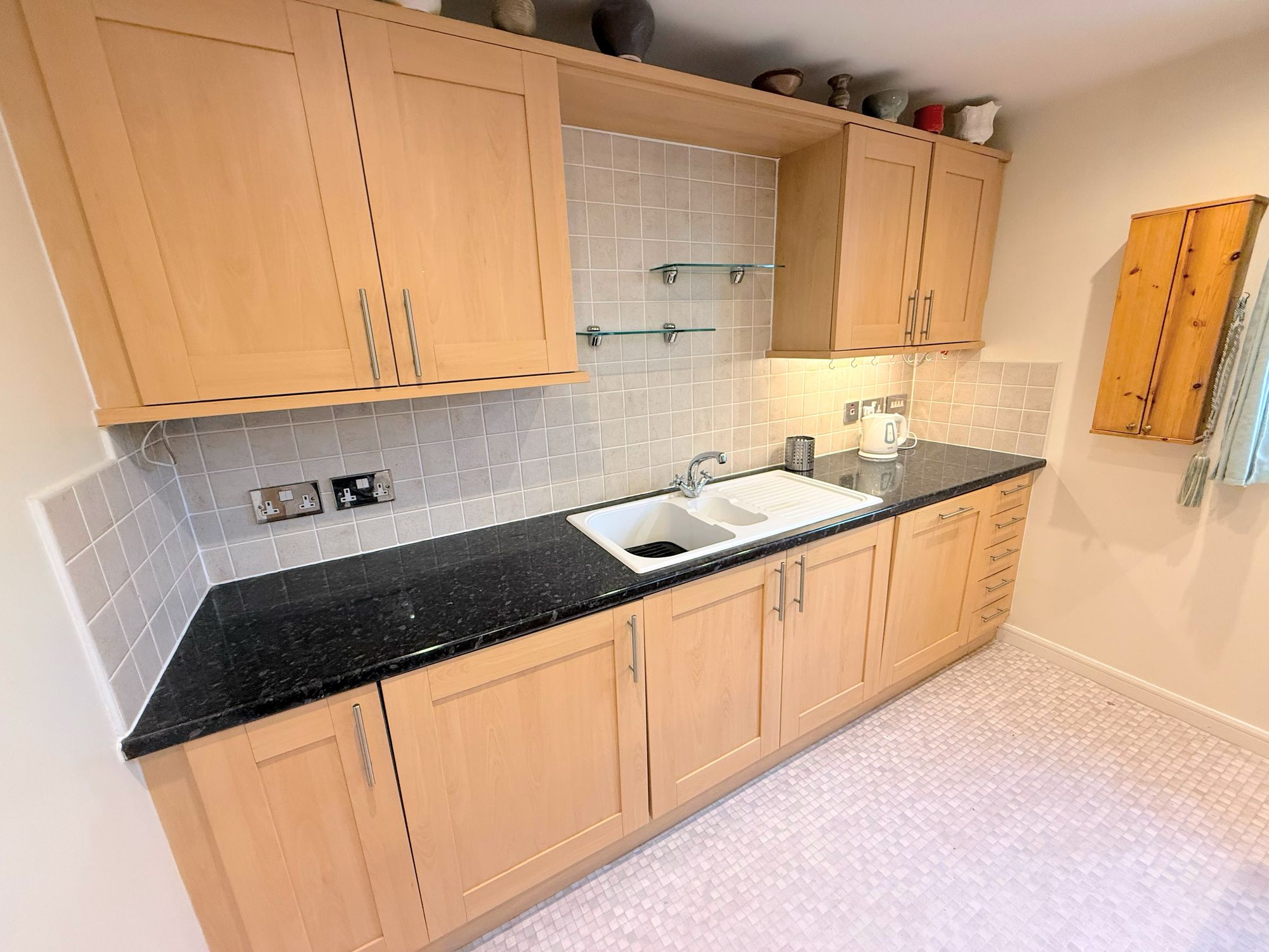 1 bed apartment for sale in Skircoat Green Road, Halifax 16