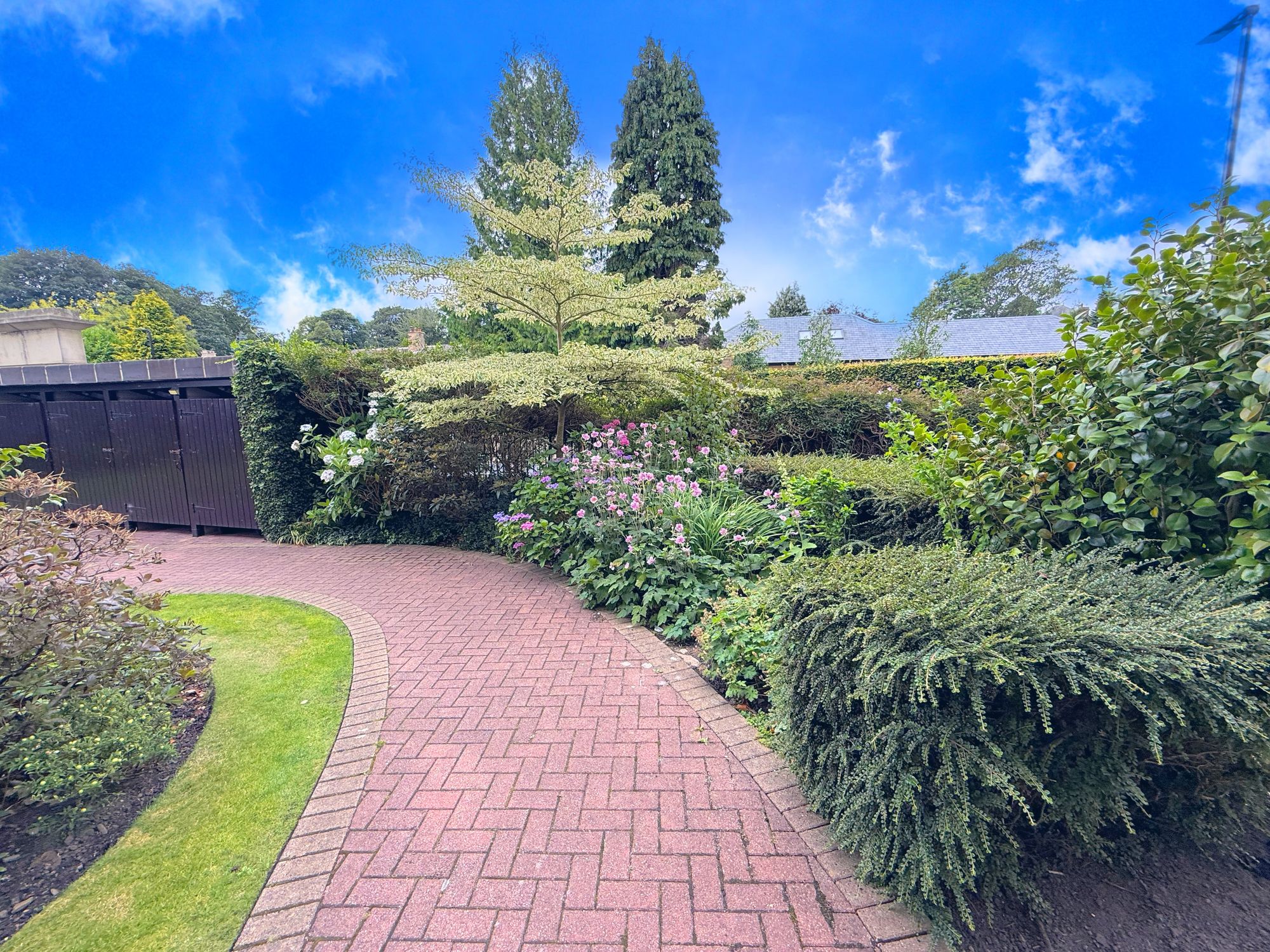 1 bed apartment for sale in Skircoat Green Road, Halifax  - Property Image 31