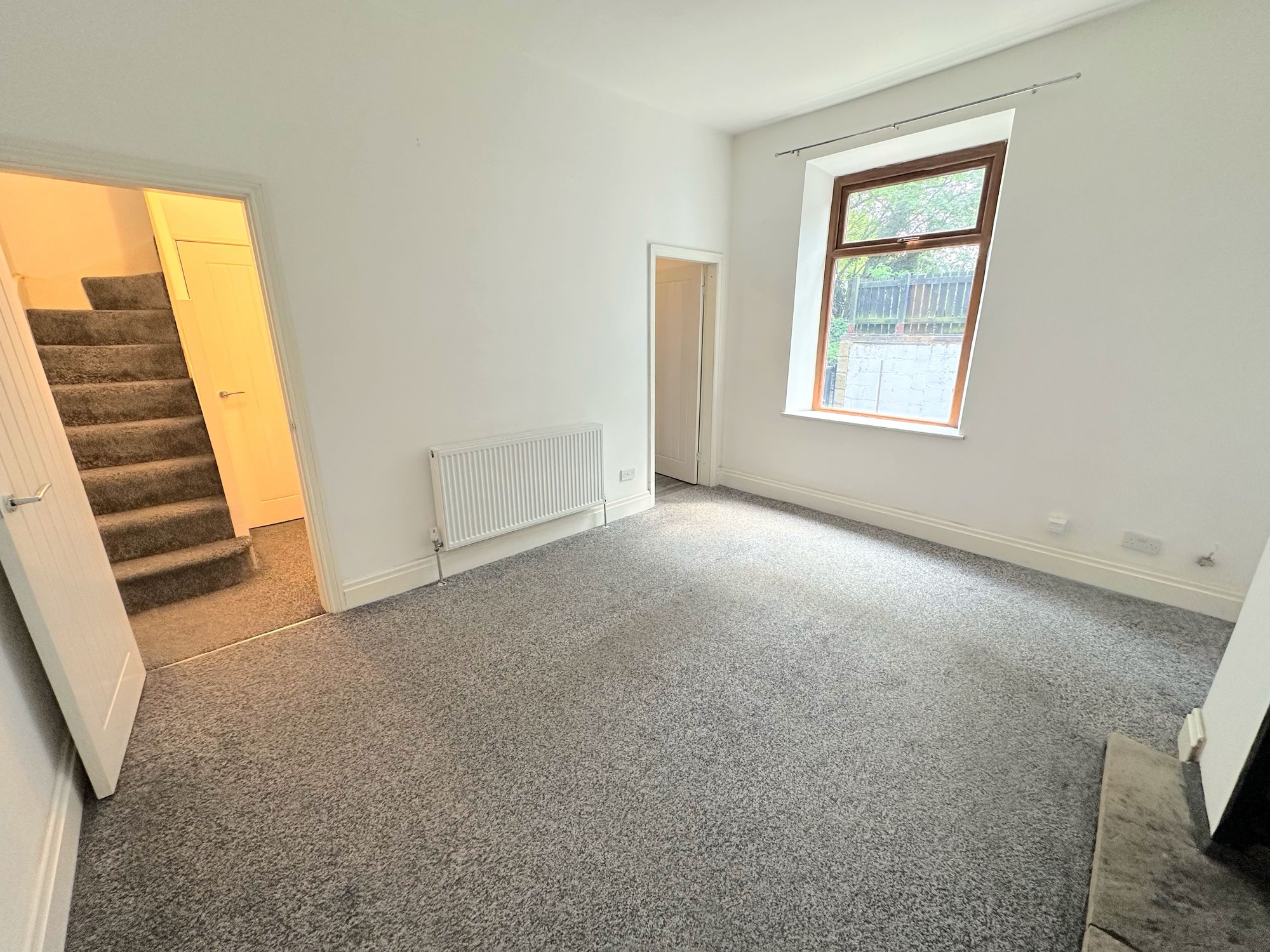 2 bed mid-terraced house for sale in Crossley Terrace South, Halifax 8