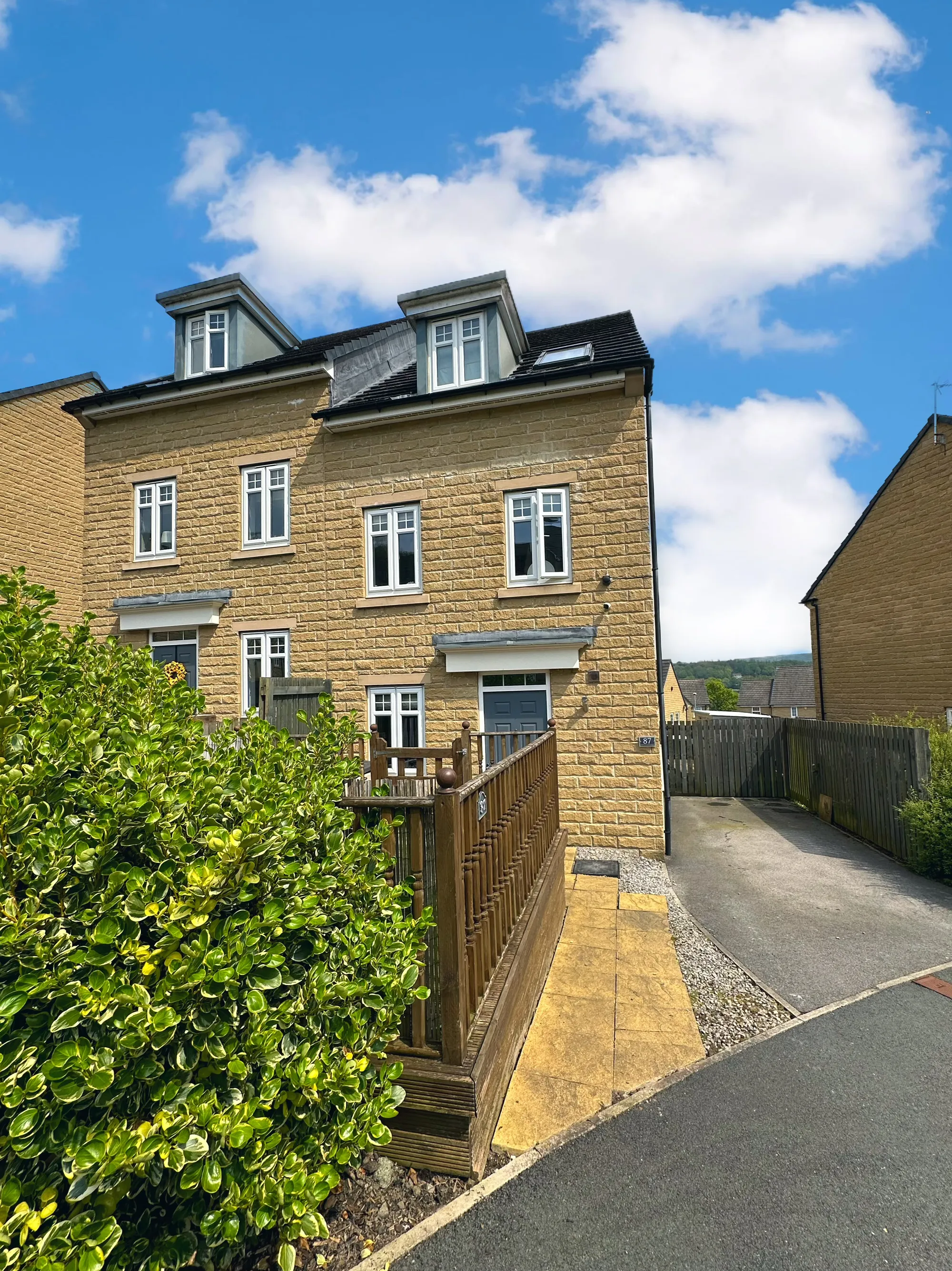 3 bed semi-detached house for sale in Fountain Head Road, Halifax  - Property Image 1