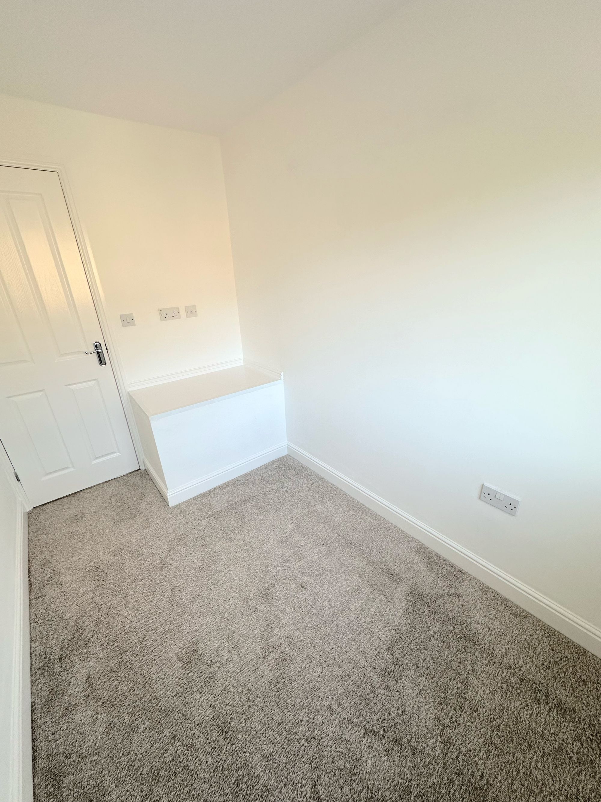 3 bed end of terrace house for sale in Larch Close, Halifax  - Property Image 21