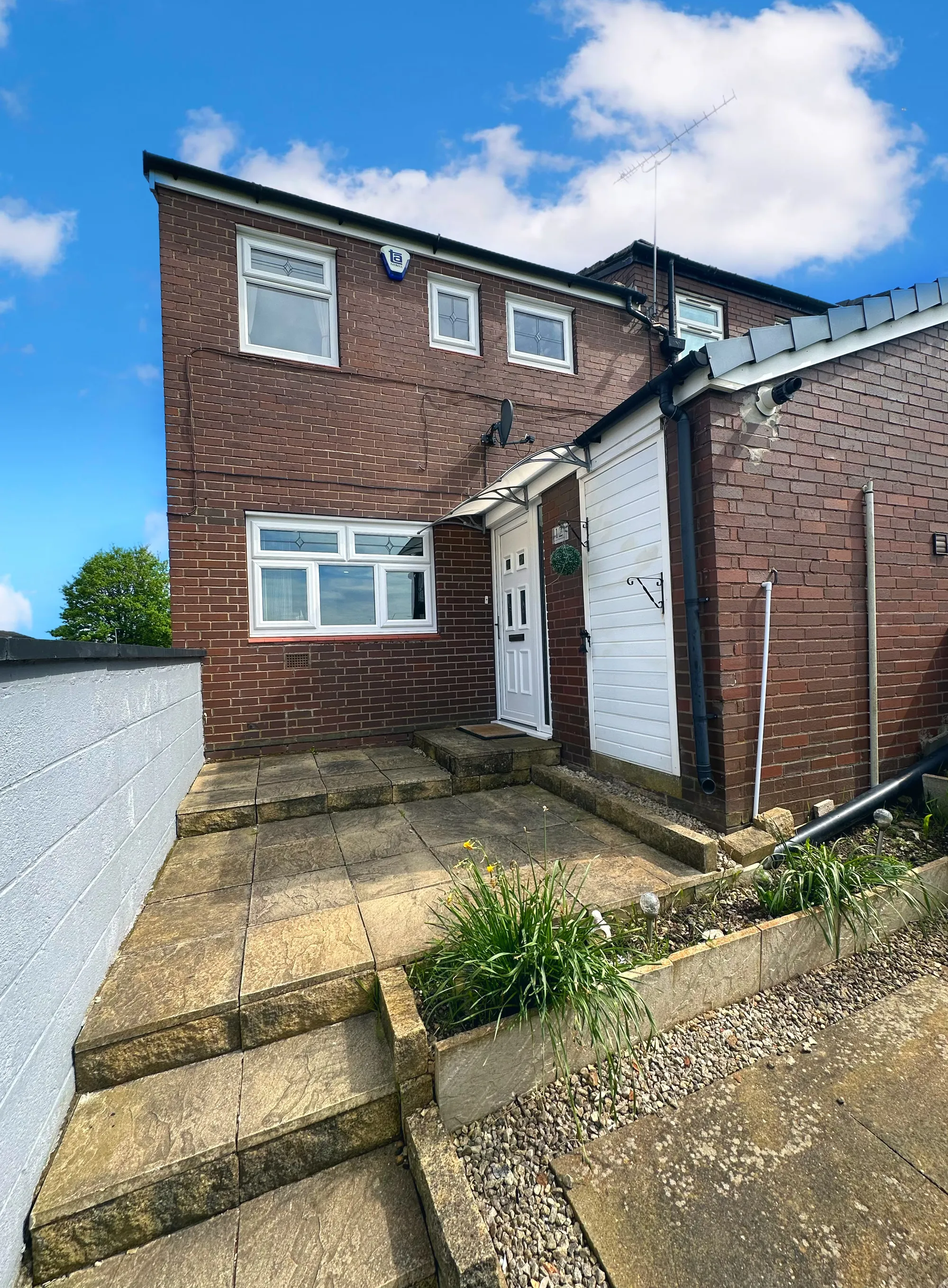 3 bed end of terrace house for sale in Beckhill Grove, Leeds  - Property Image 5