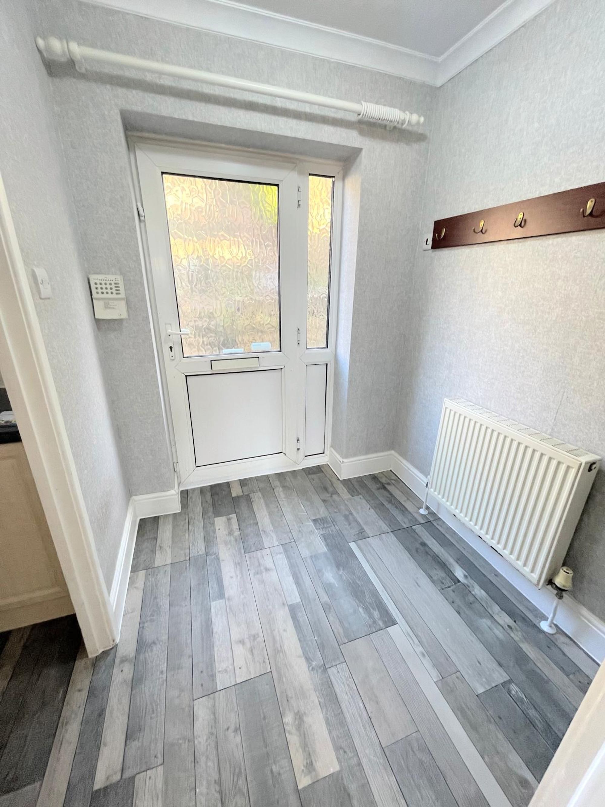 3 bed end of terrace house for sale in Siddal Lane, Halifax  - Property Image 6