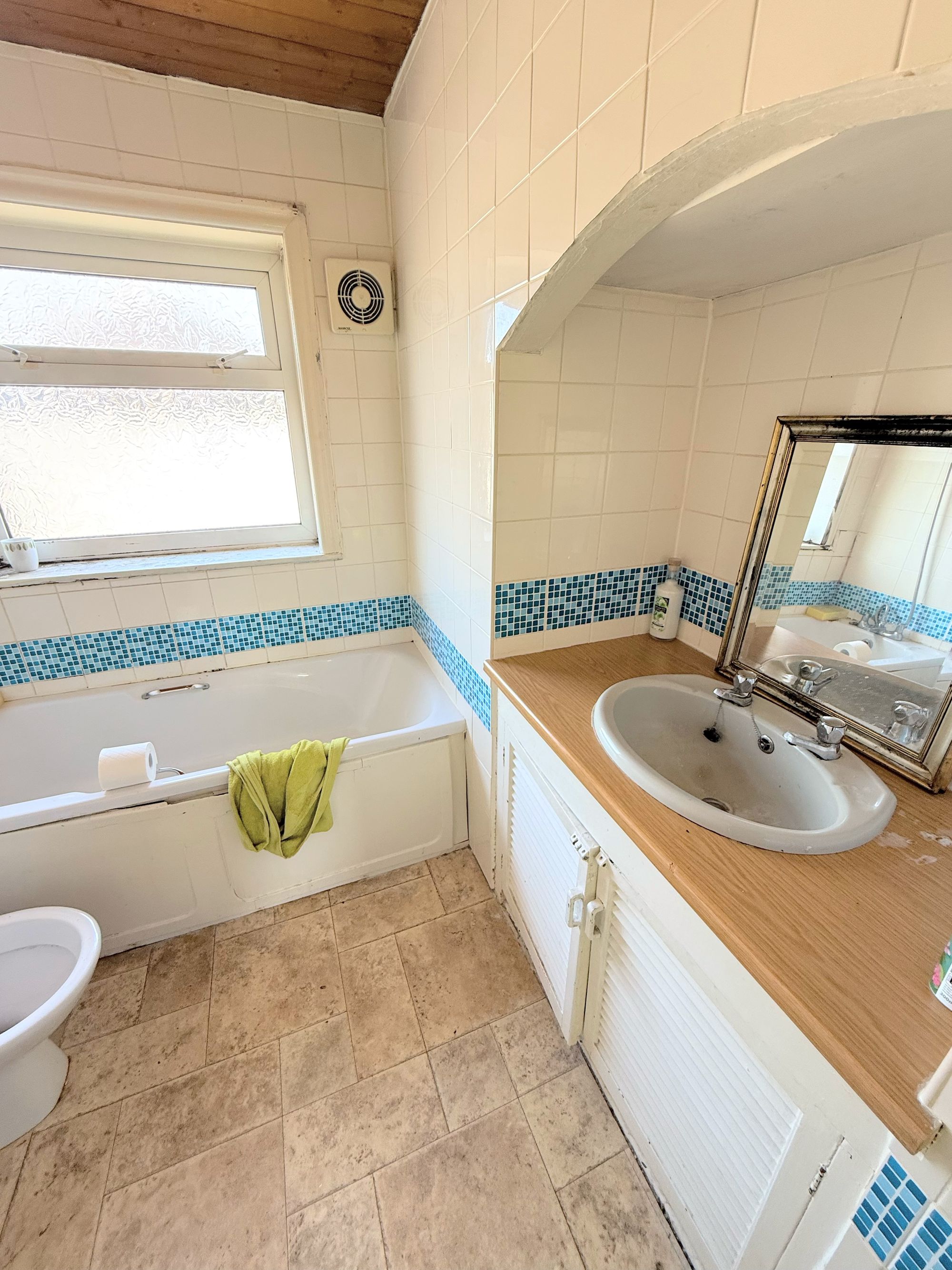 2 bed mid-terraced house for sale in Parkinson Lane, Halifax  - Property Image 12