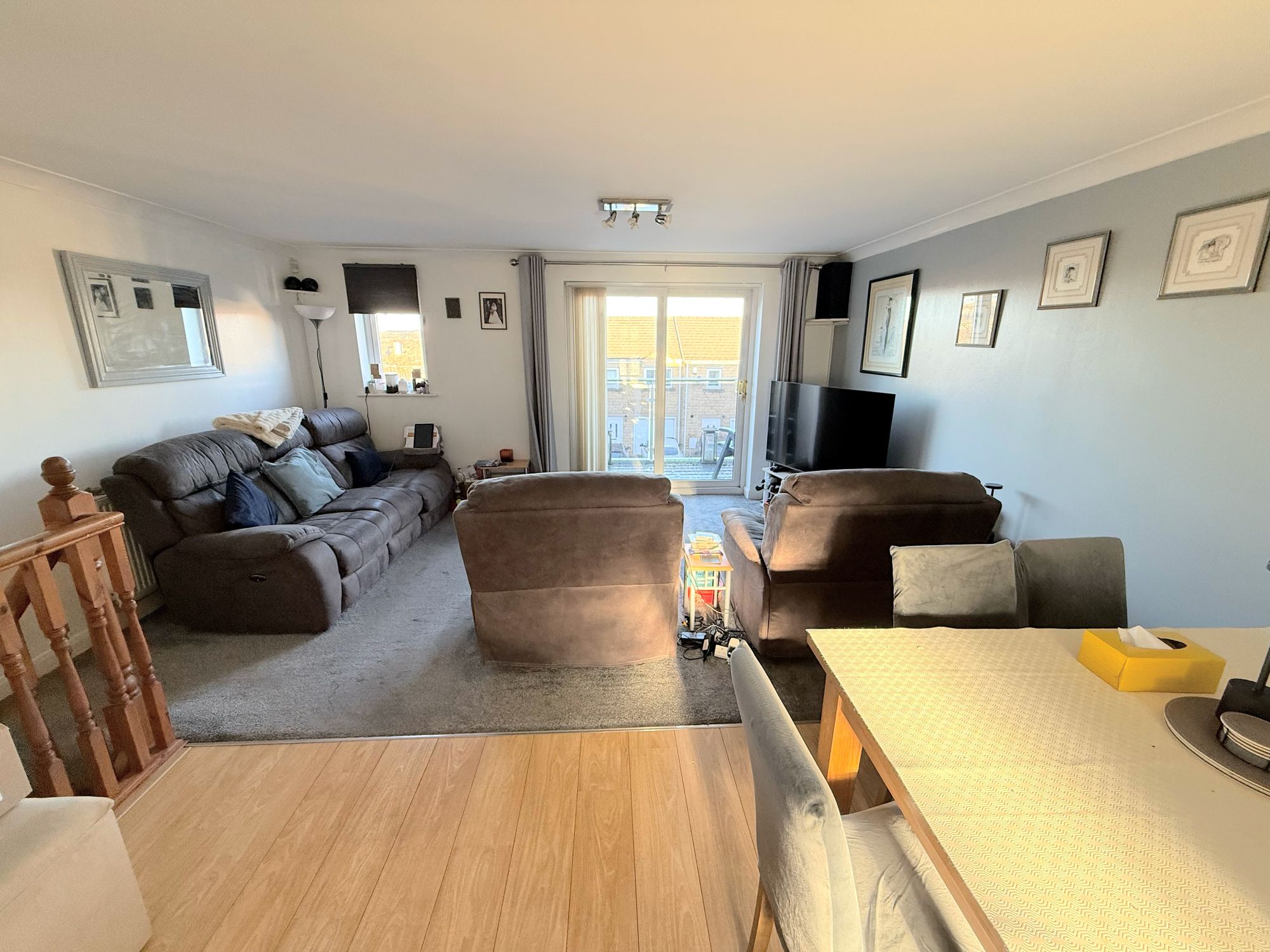 3 bed terraced house for sale in Aislaby Heights, Halifax  - Property Image 3