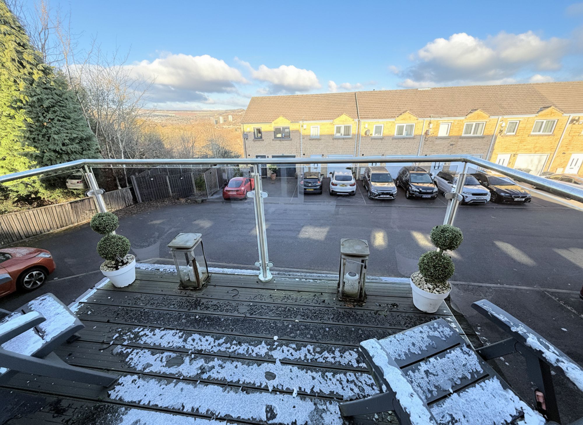 3 bed terraced house for sale in Aislaby Heights, Halifax  - Property Image 4