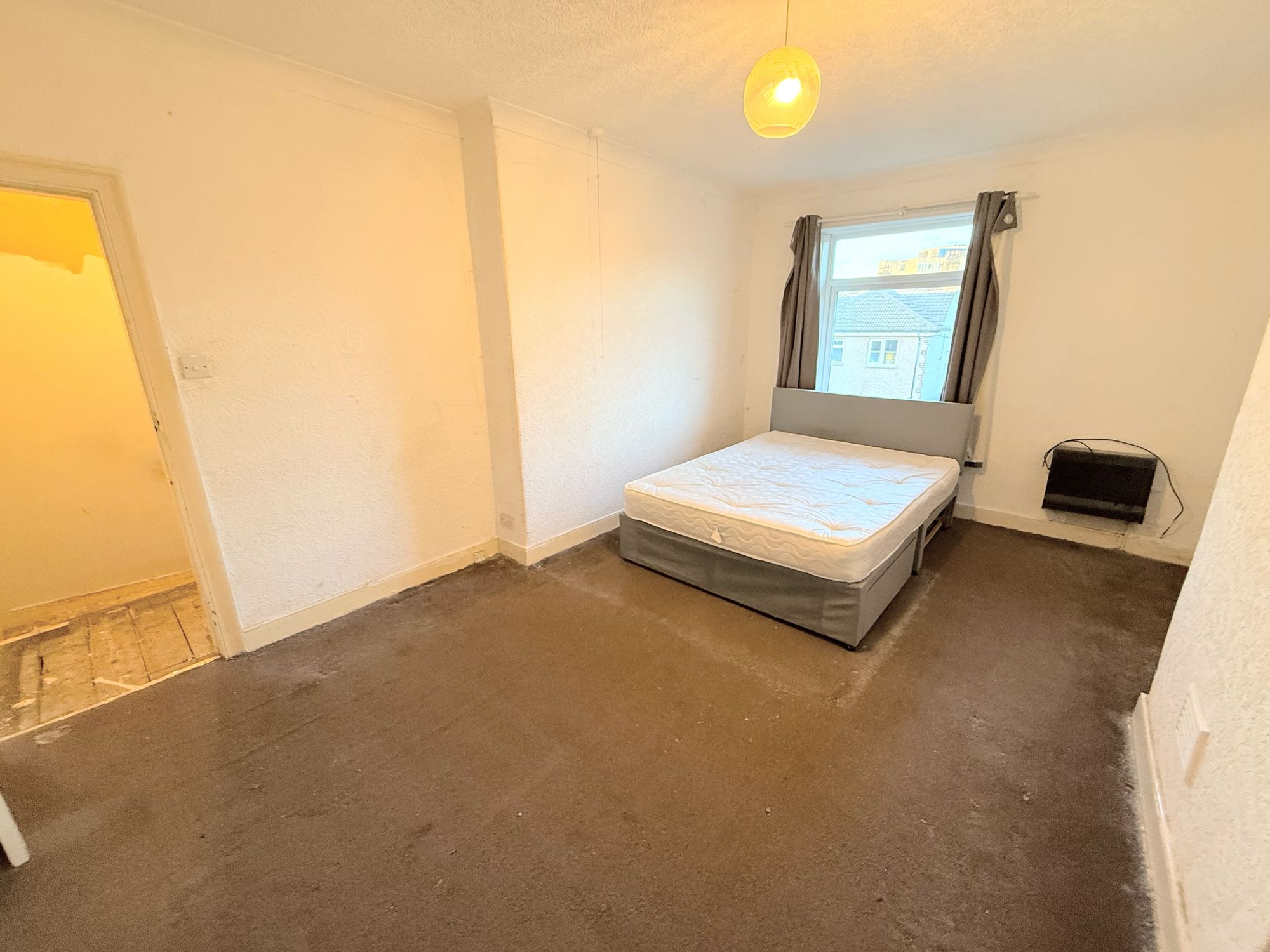 1 bed terraced house for sale in New Hey Road, Huddersfield  - Property Image 3