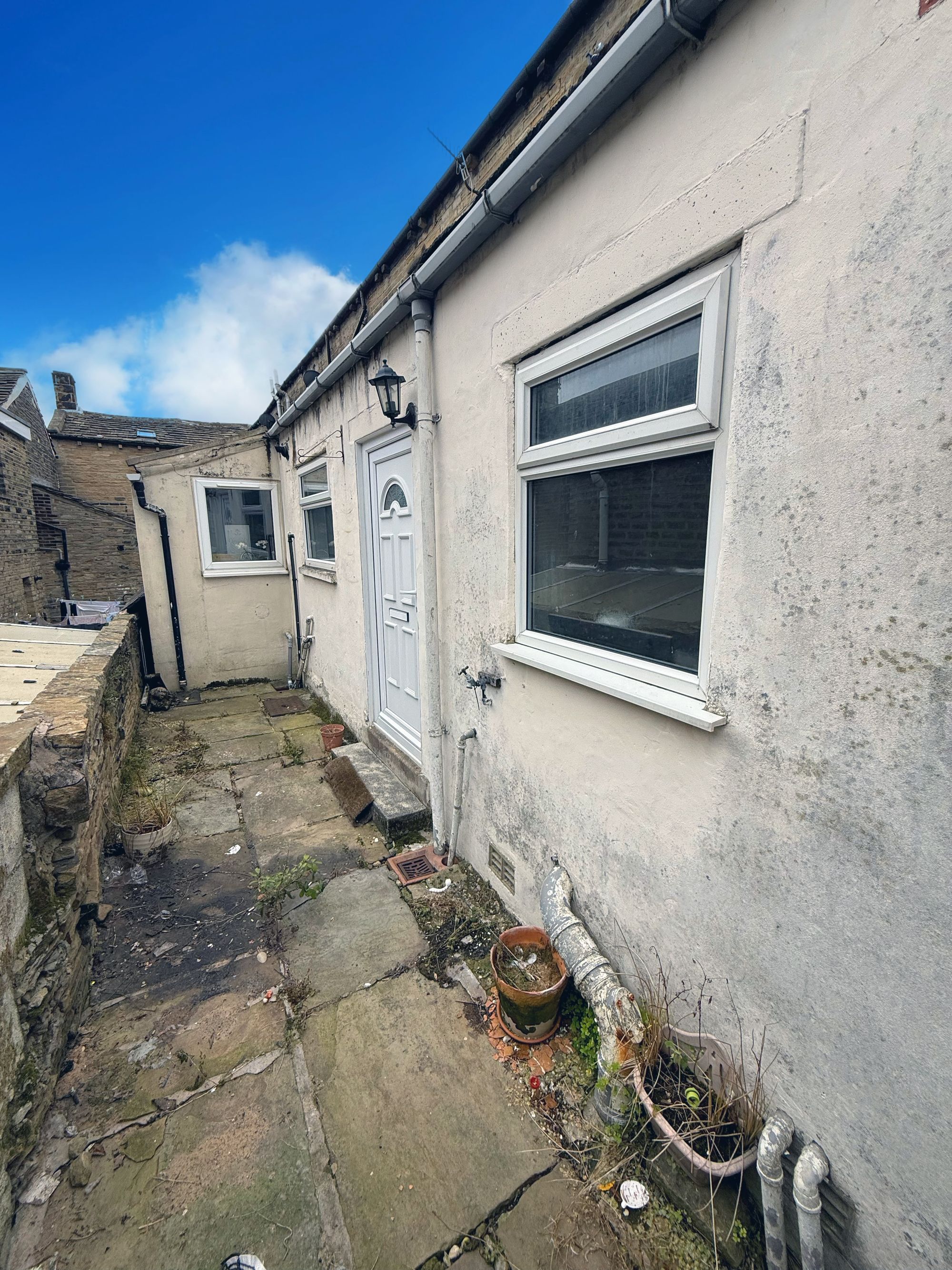 3 bed mid-terraced house for sale in Beech Street, Halifax 14
