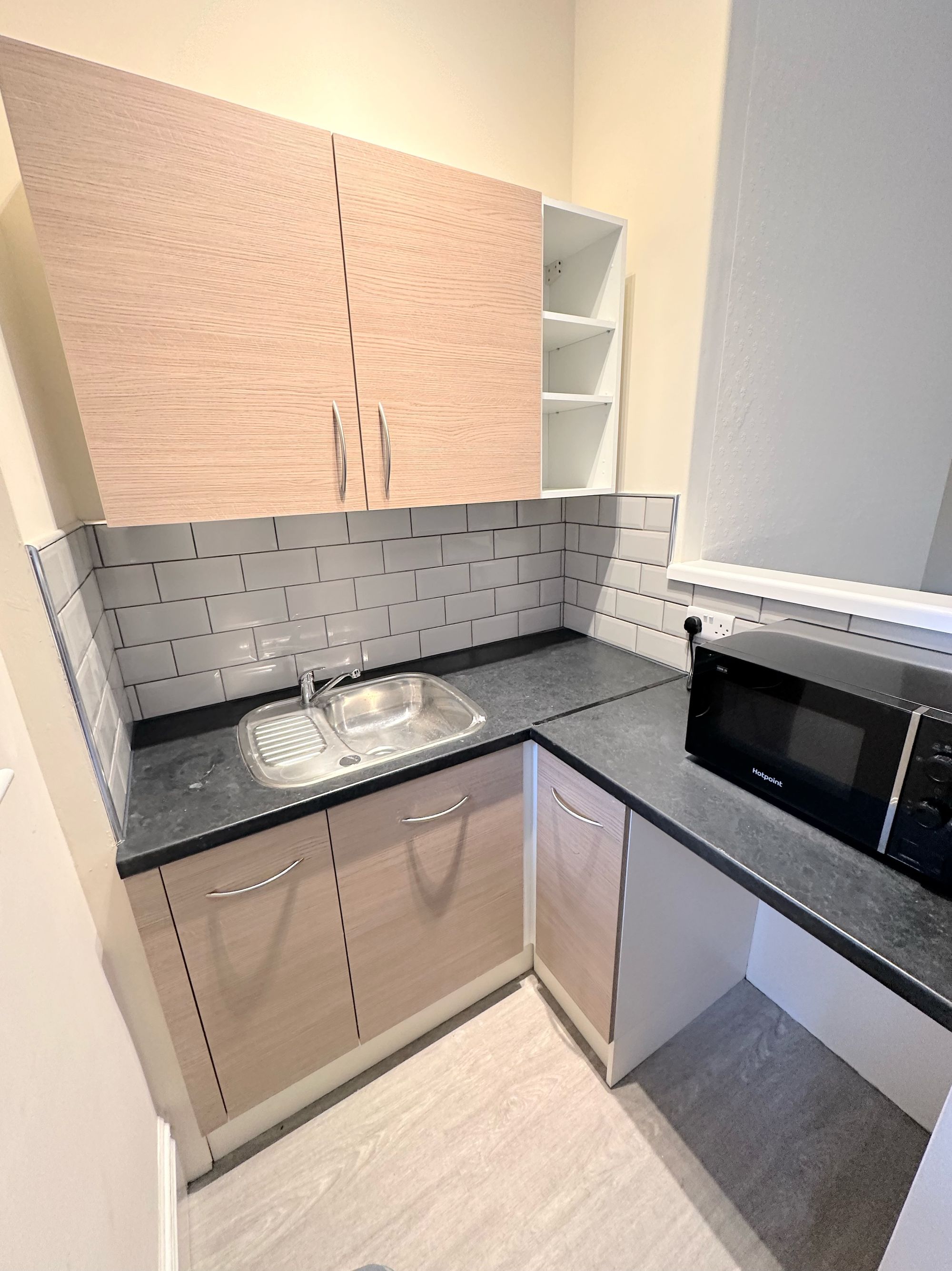 1 bed flat to rent in Free School Lane, Halifax  - Property Image 10