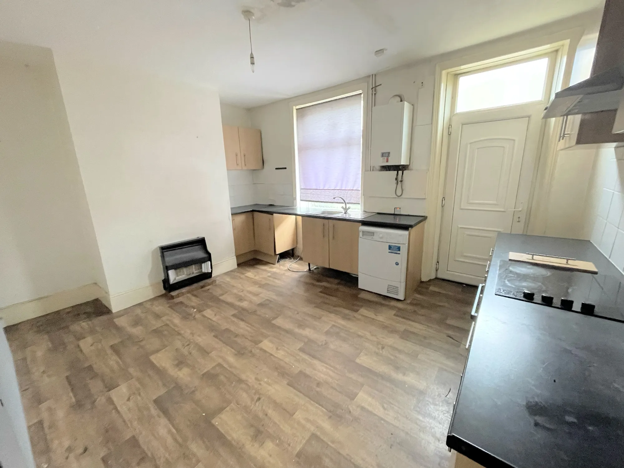 2 bed mid-terraced house for sale in Spring Hall Place, Halifax  - Property Image 6