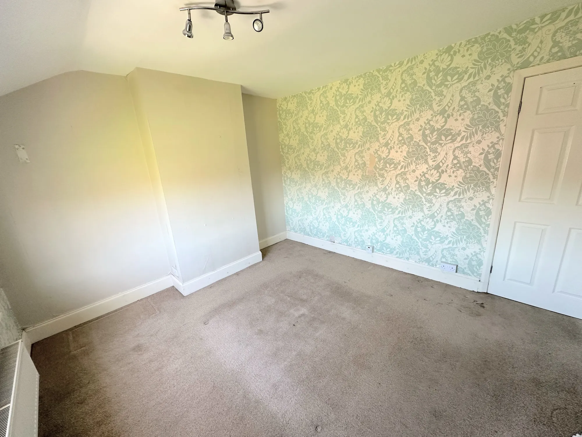 2 bed house for sale in Laurel Crescent, Halifax  - Property Image 10