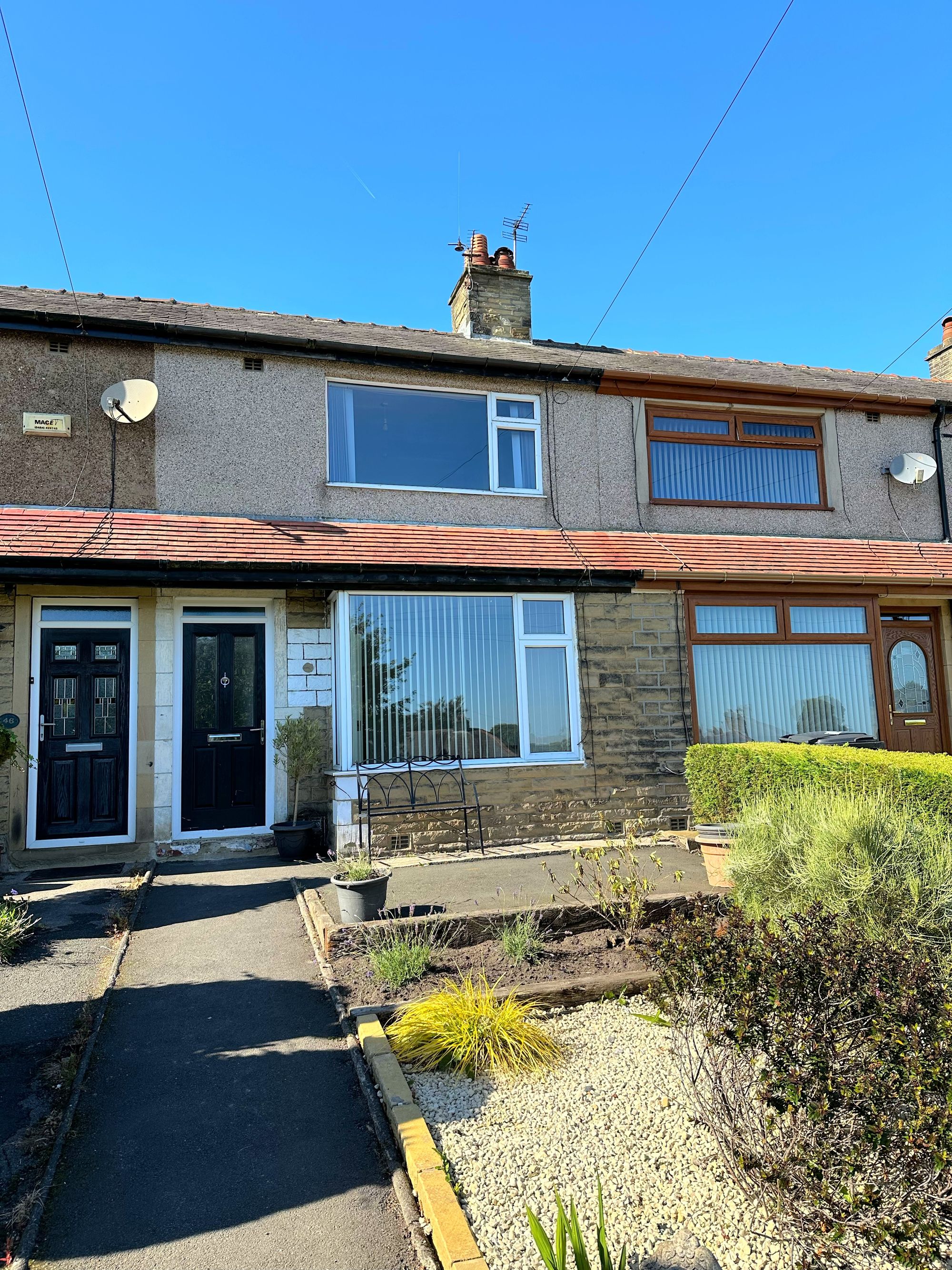 2 bed mid-terraced house for sale in Westcliffe Drive, Halifax  - Property Image 1