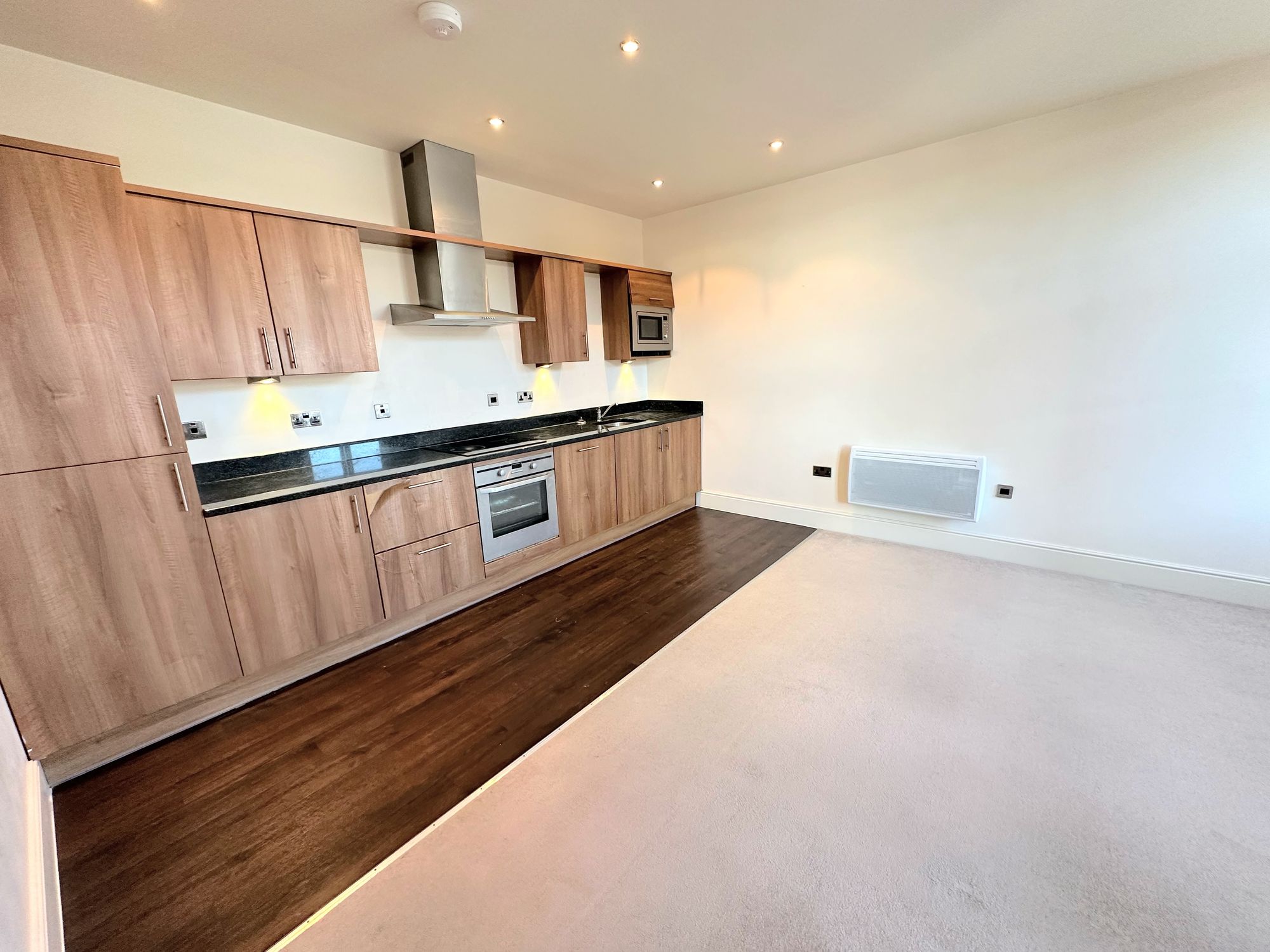 2 bed apartment for sale in Dean House Lane, Halifax  - Property Image 2