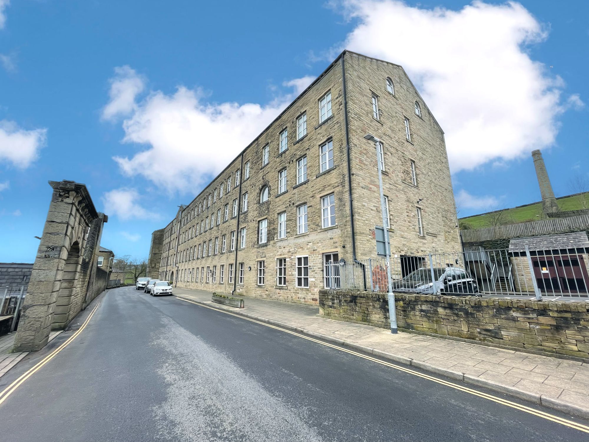 2 bed apartment for sale in Dean House Lane, Halifax  - Property Image 4