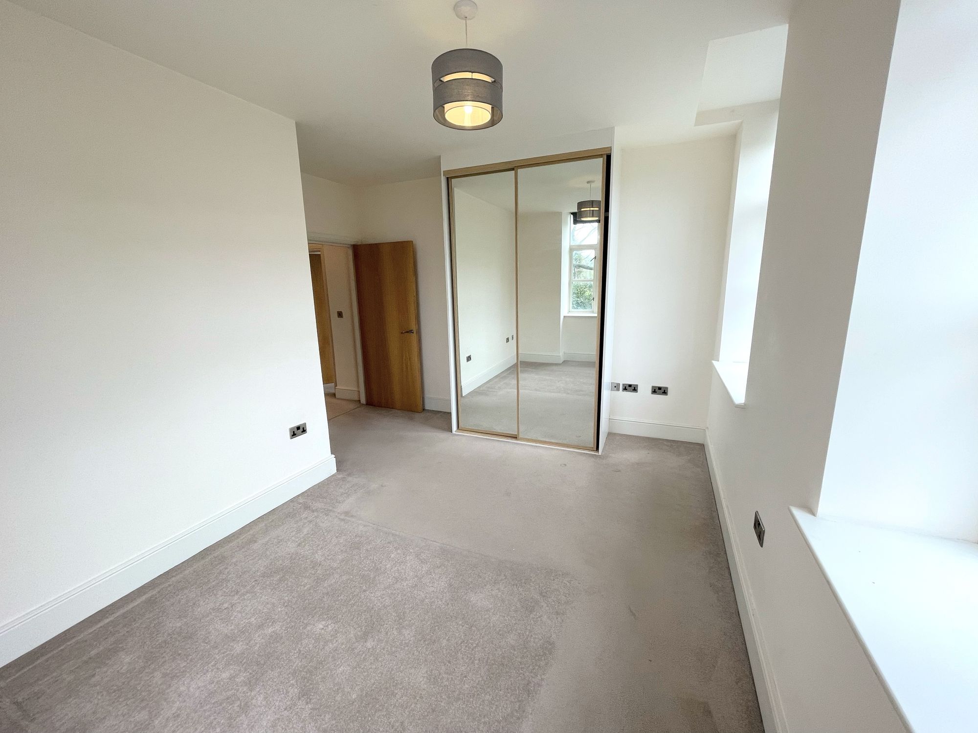 2 bed apartment for sale in Dean House Lane, Halifax  - Property Image 11