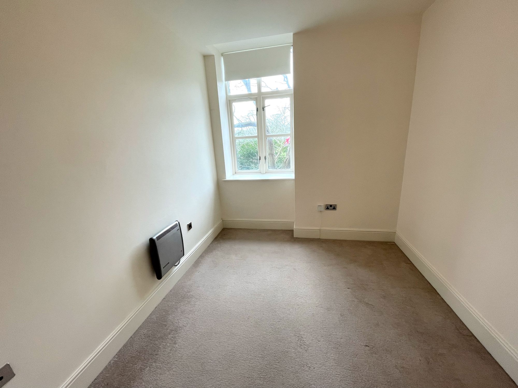 2 bed apartment for sale in Dean House Lane, Halifax  - Property Image 15