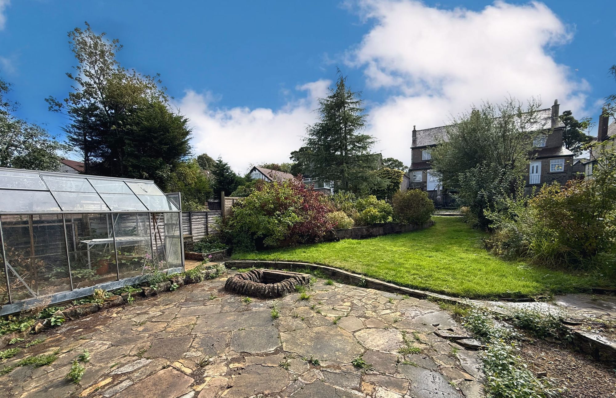 4 bed semi-detached house for sale in Haworth Road, Bradford  - Property Image 29