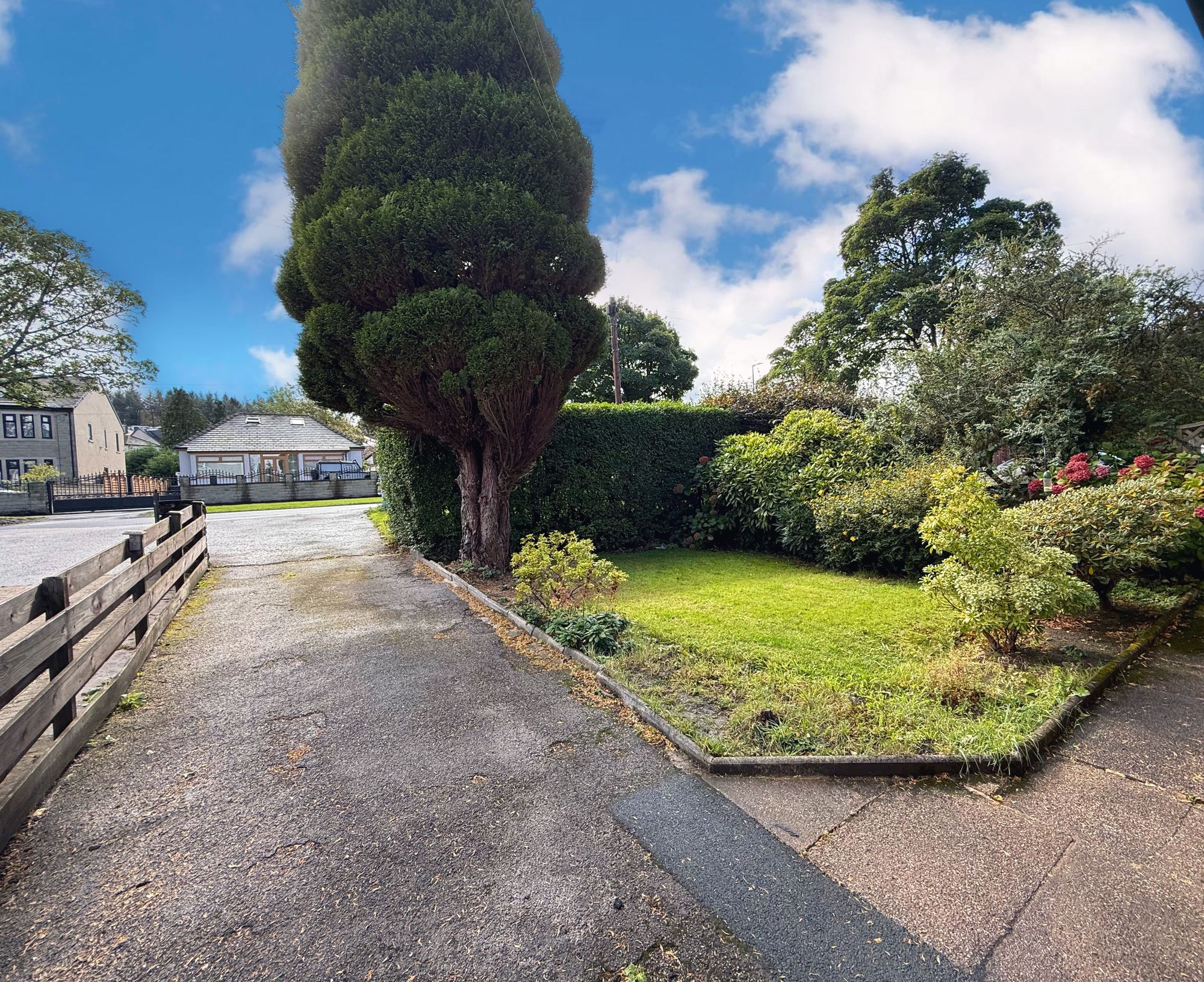 4 bed semi-detached house for sale in Haworth Road, Bradford  - Property Image 7