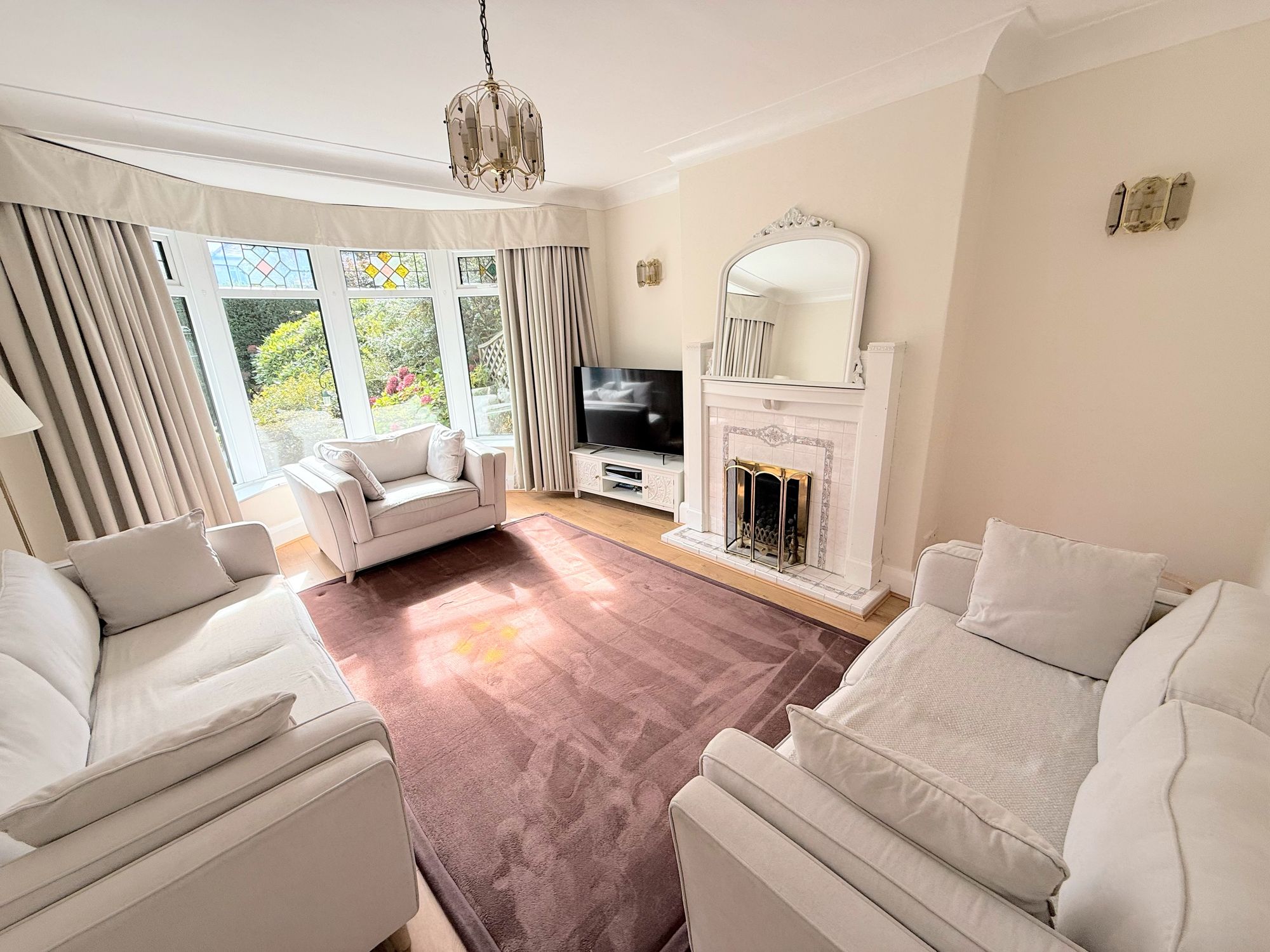 4 bed semi-detached house for sale in Haworth Road, Bradford 8