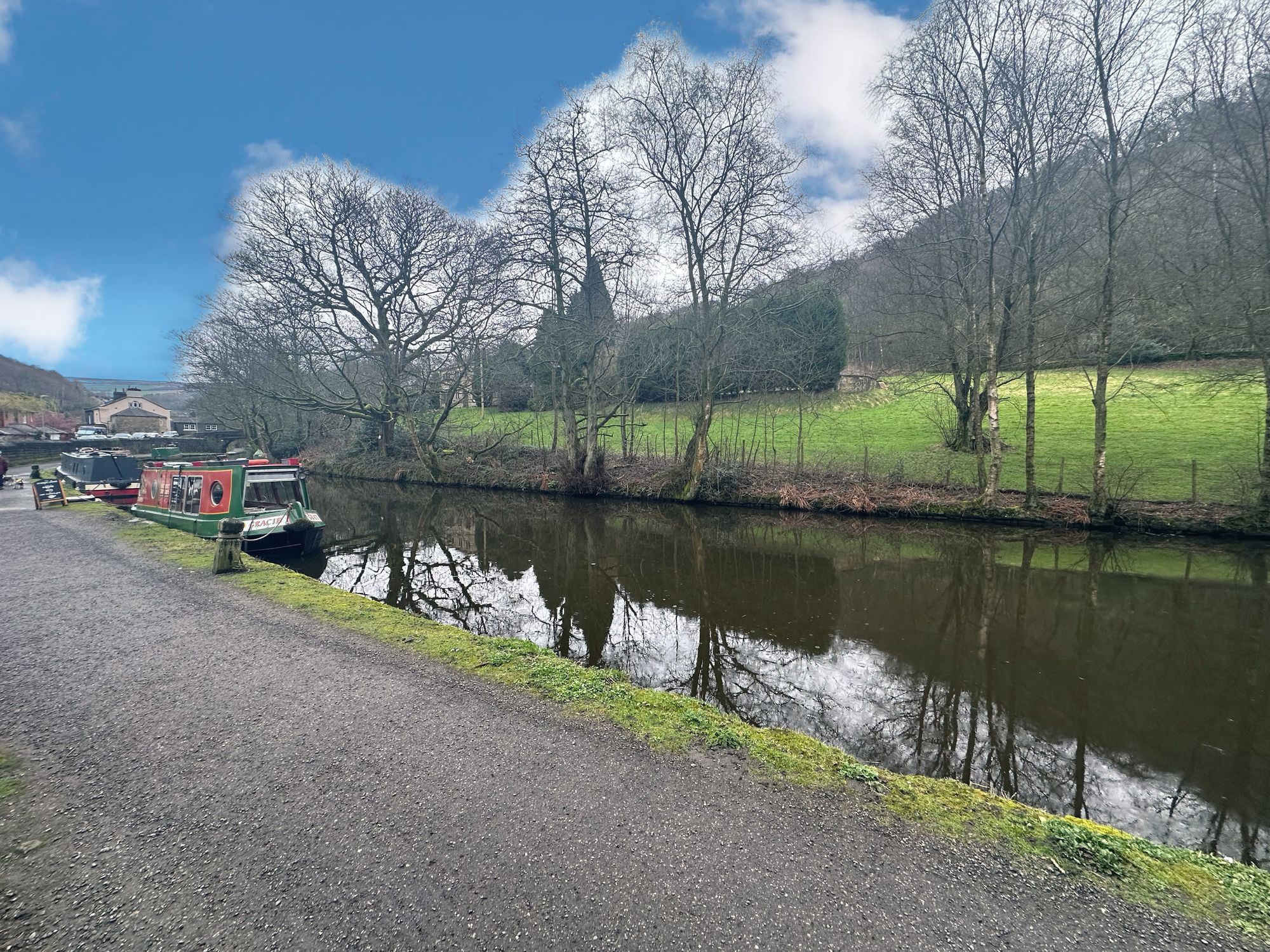 To rent in King Street, Hebden Bridge 1