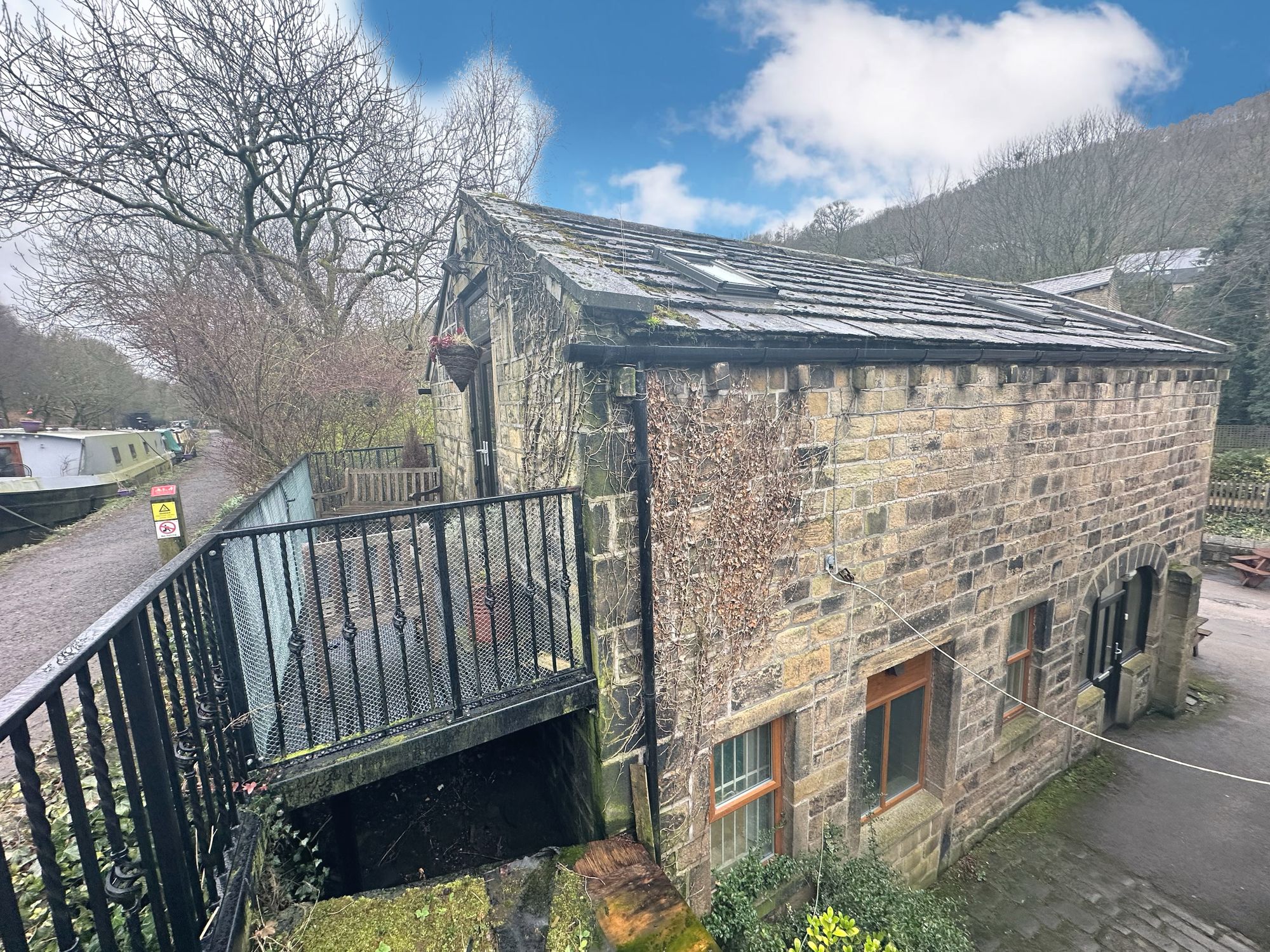 To rent in King Street, Hebden Bridge 23