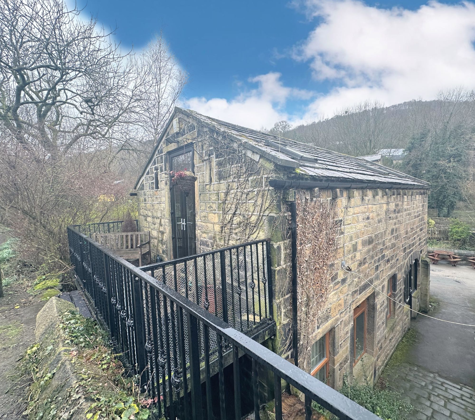 To rent in King Street, Hebden Bridge 24