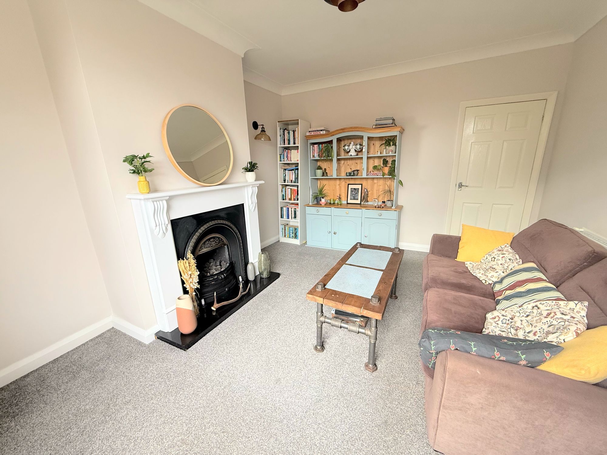 2 bed end of terrace house to rent in Sunnybank Drive, Sowerby Bridge  - Property Image 2