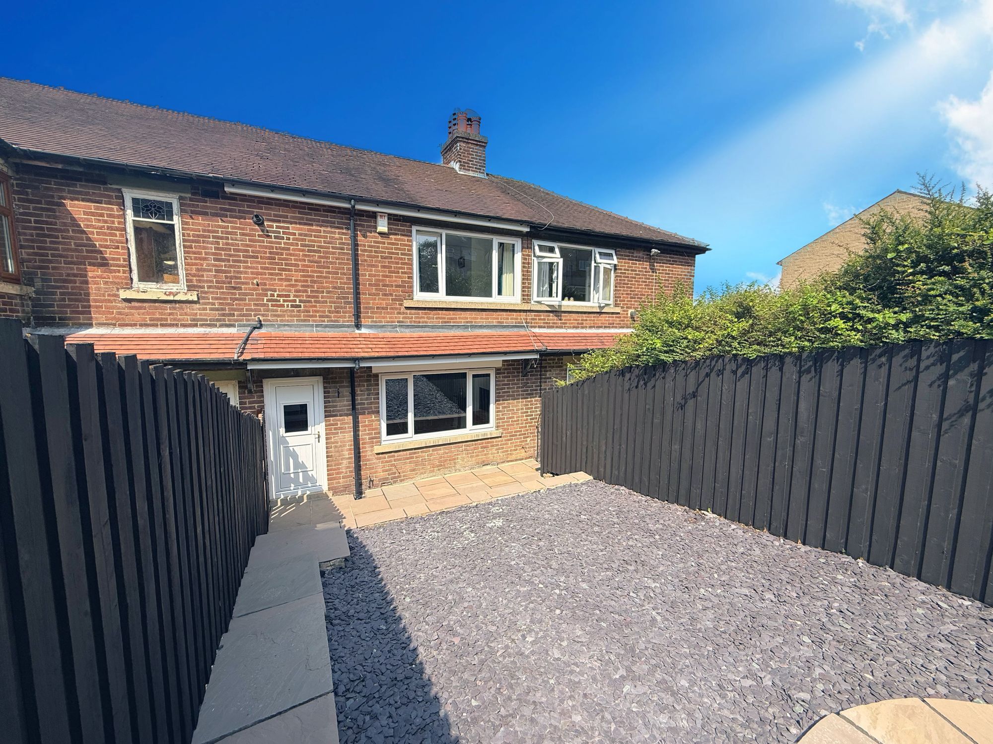 2 bed mid-terraced house for sale in Woodside Grove, Halifax  - Property Image 34