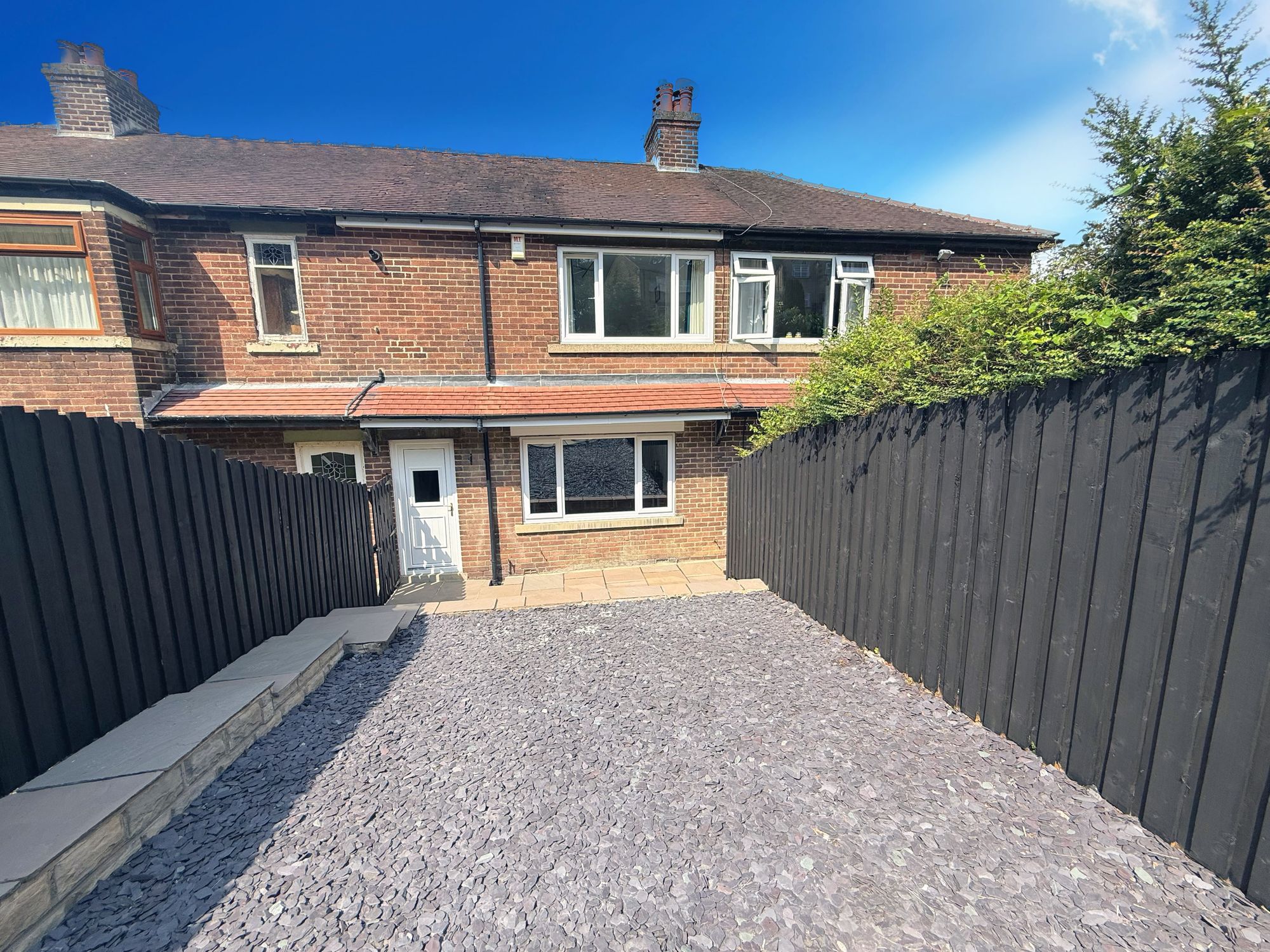 2 bed mid-terraced house for sale in Woodside Grove, Halifax  - Property Image 1