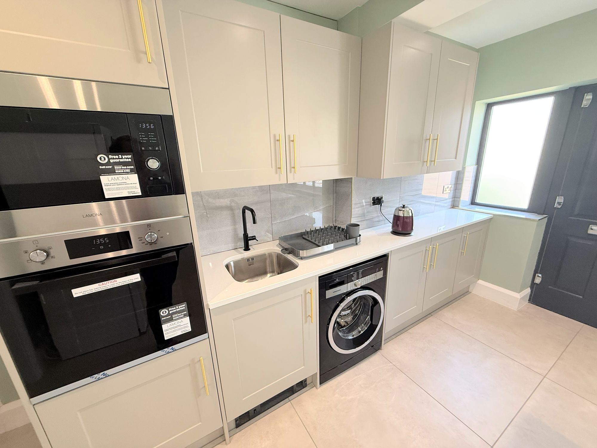 2 bed mid-terraced house for sale in Woodside Grove, Halifax  - Property Image 20