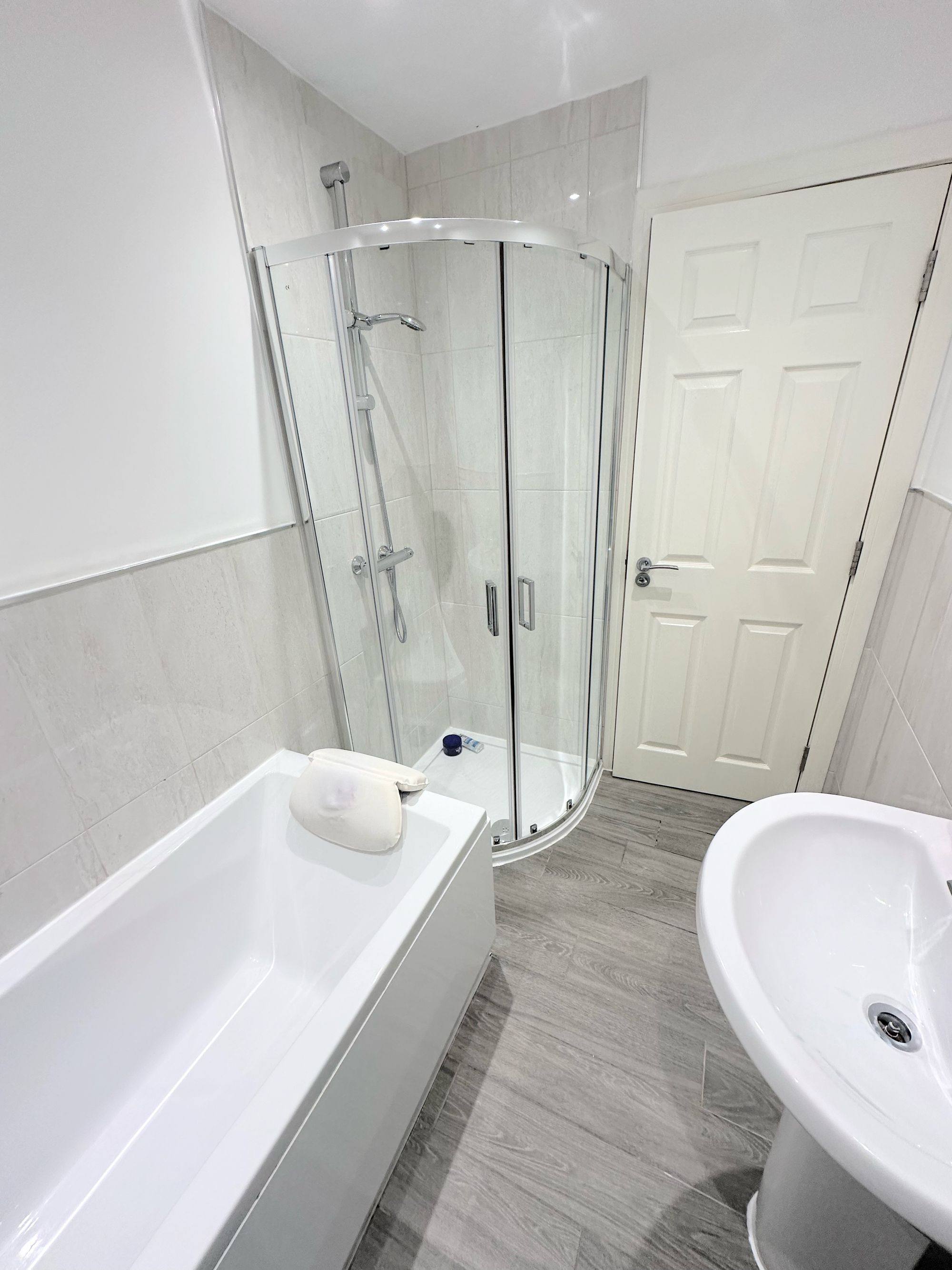 3 bed end of terrace house for sale in Woodlands Road, Halifax  - Property Image 17