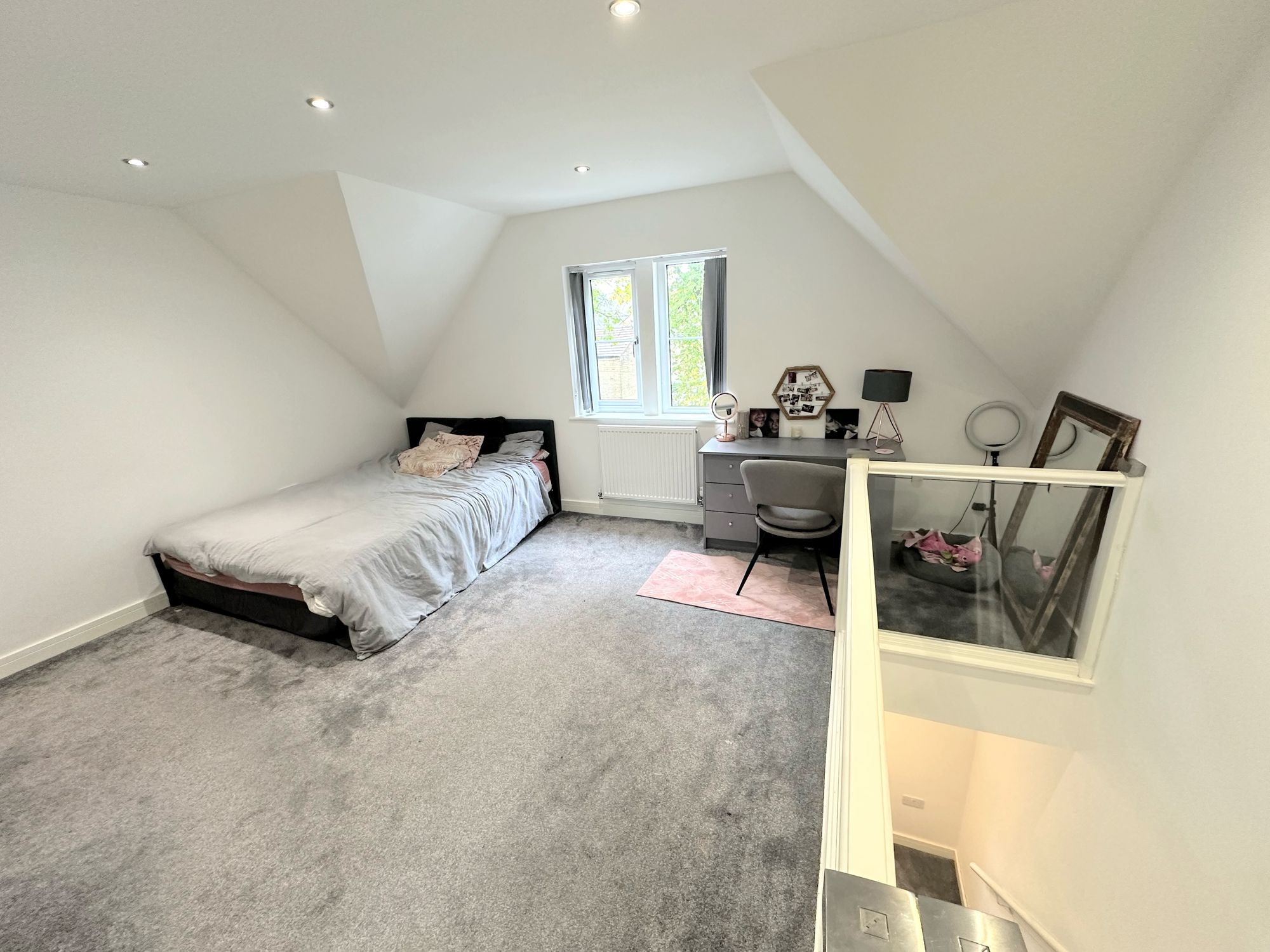 3 bed end of terrace house for sale in Woodlands Road, Halifax  - Property Image 3